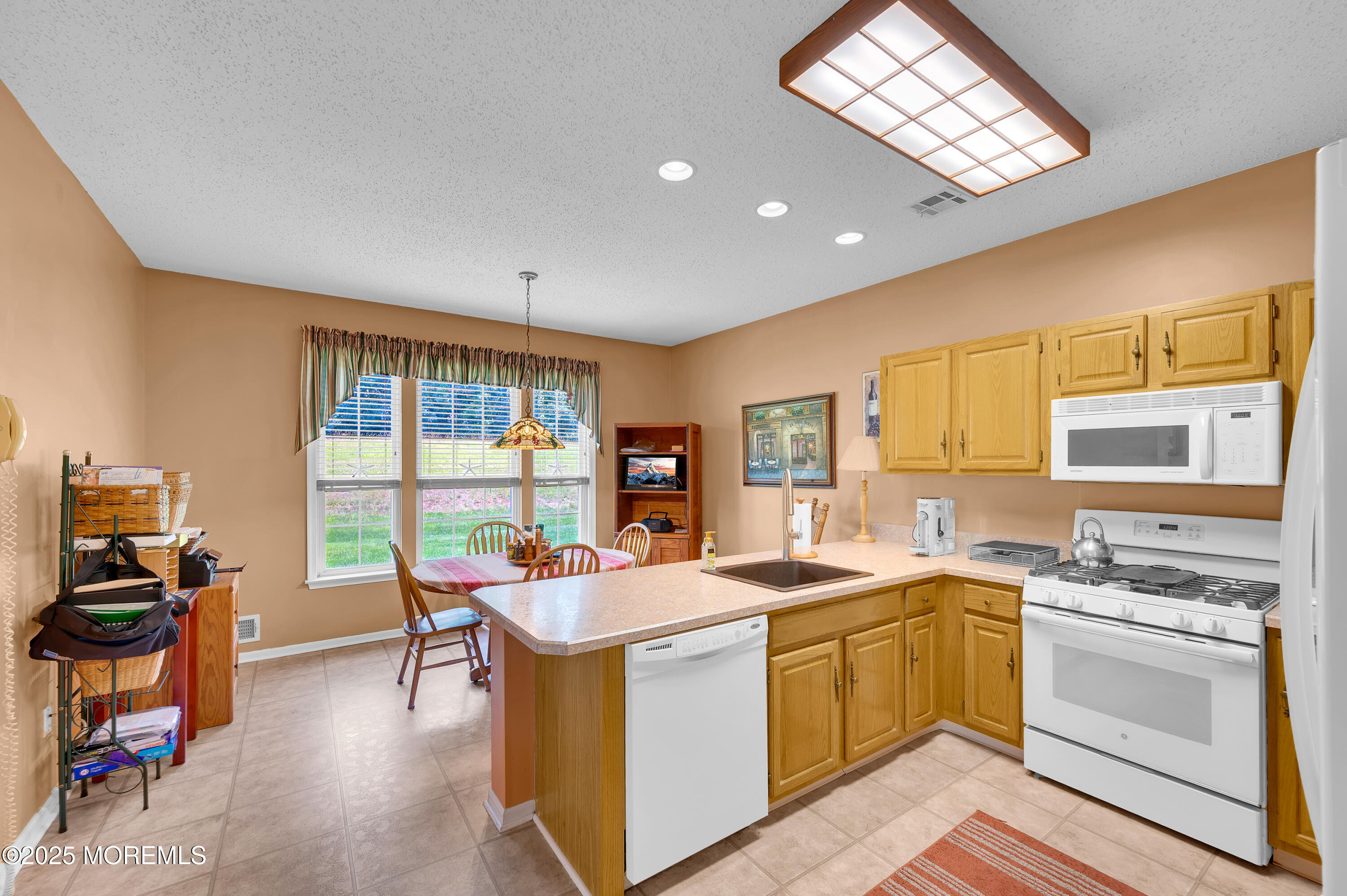 180 Sylvan Lake Boulevard, Bayville, NJ, 08721 image 15