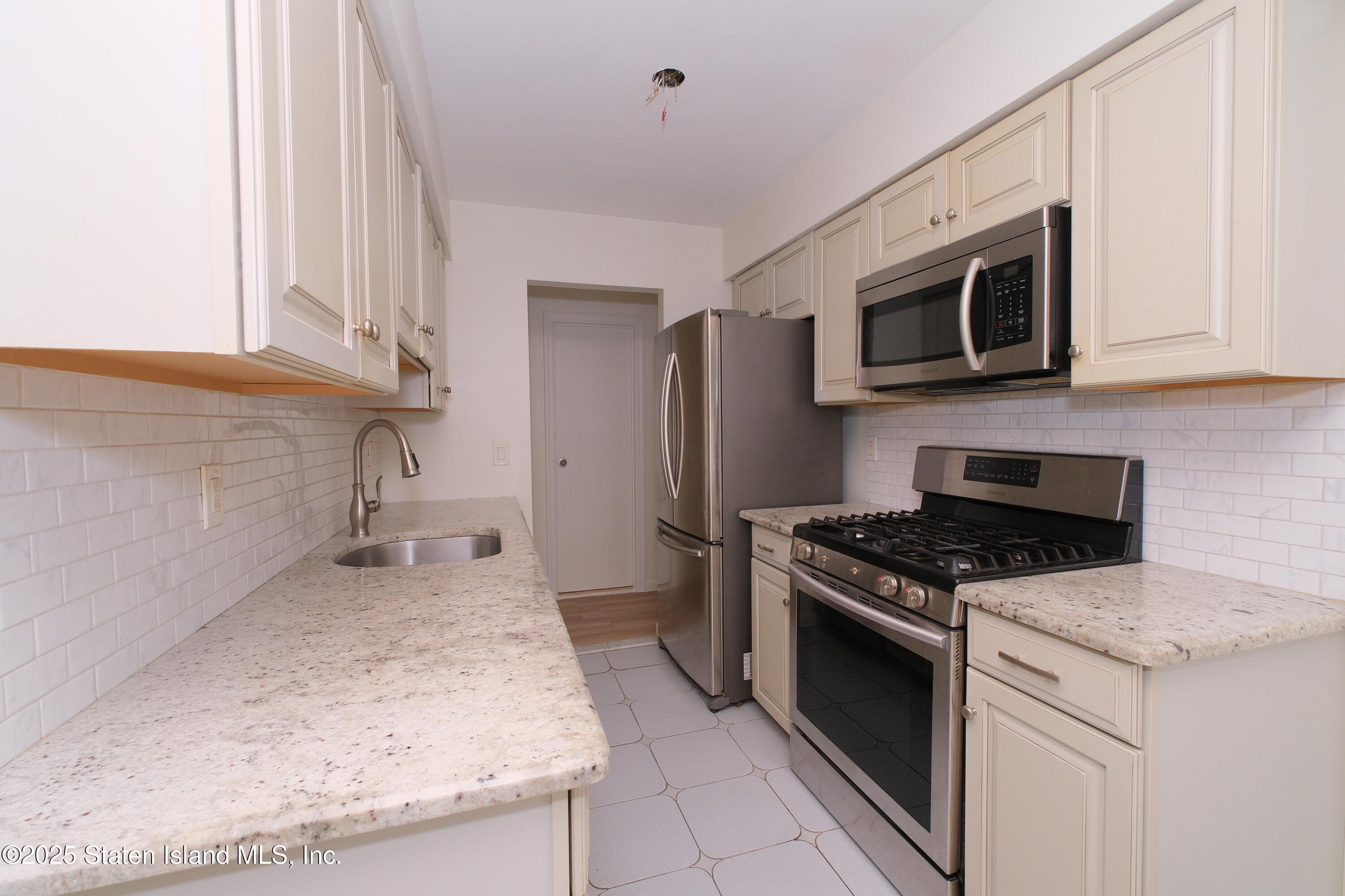 160 Devon 10, Staten Island, NY, 10314 image 15