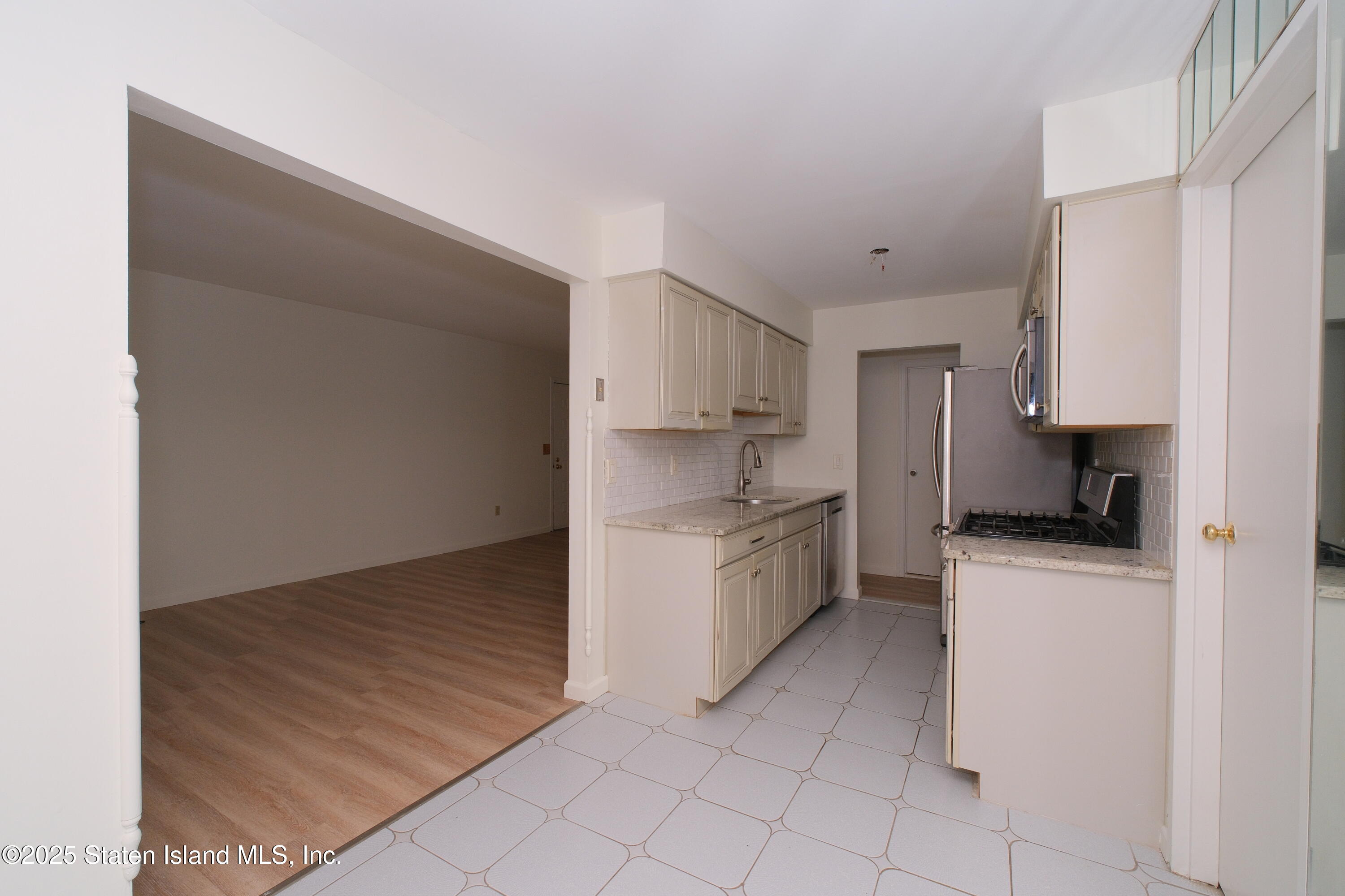 160 Devon 10, Staten Island, NY, 10314 image 17