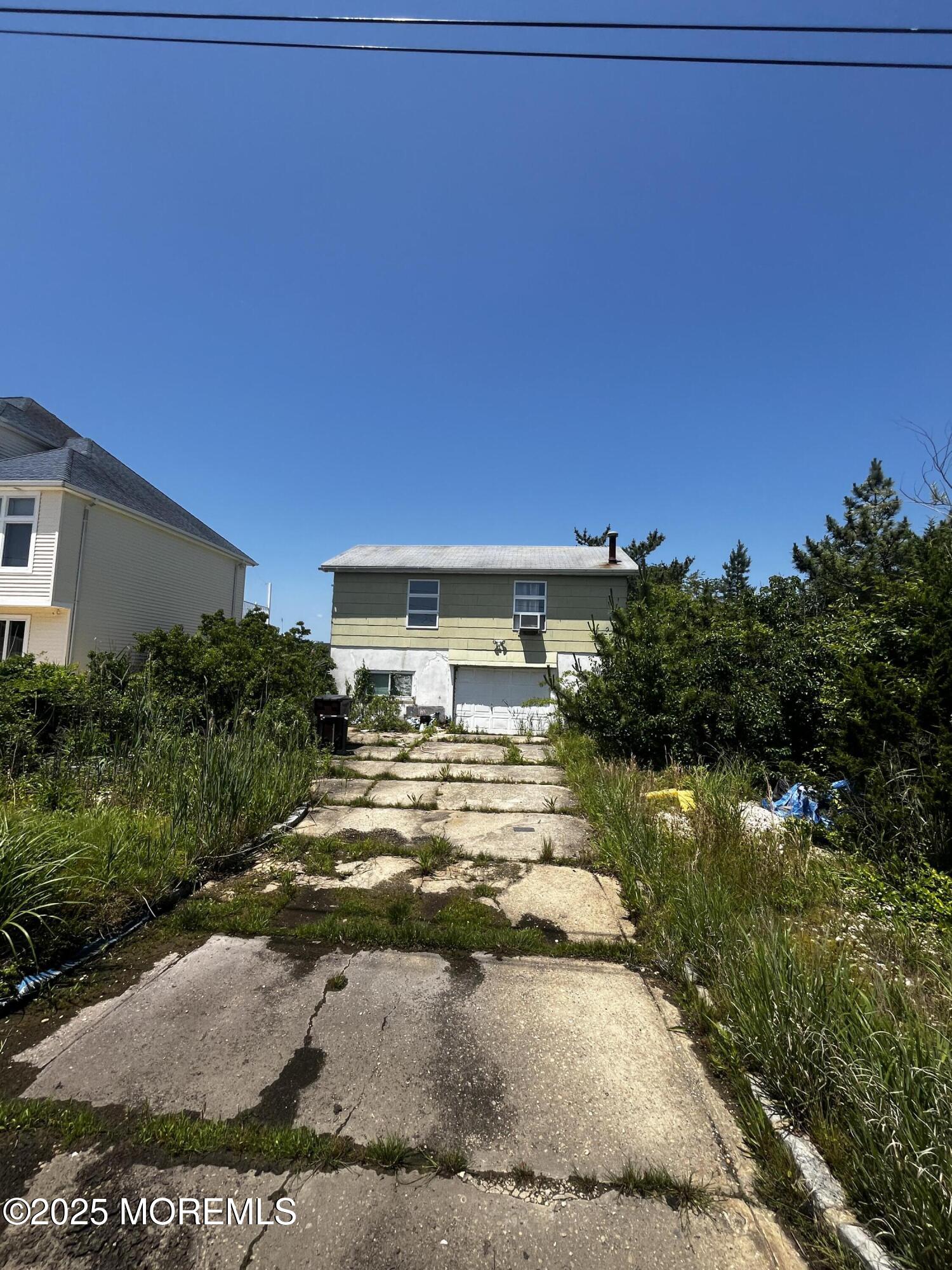 228 Cypress Drive Image 3