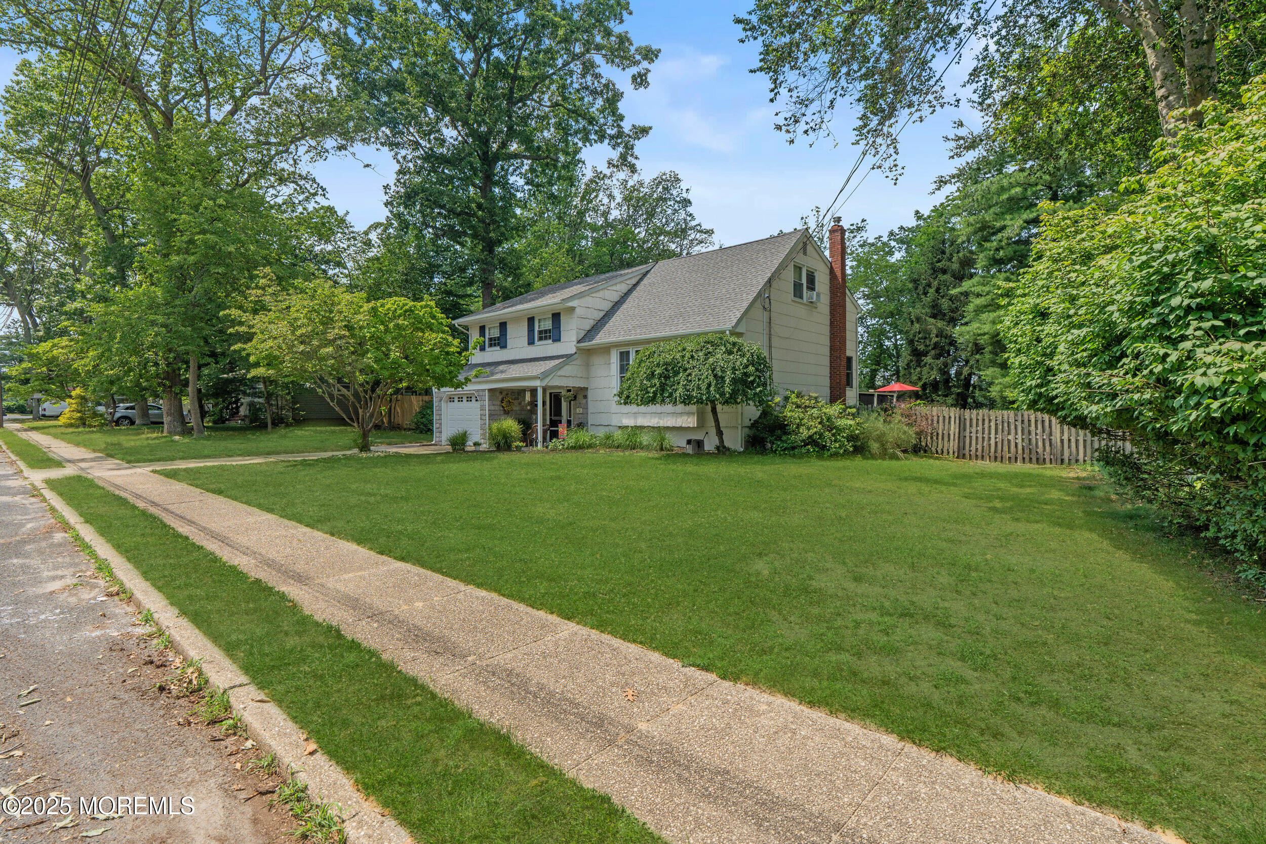 15 Teabury Lane, Oakhurst, NJ, 07755