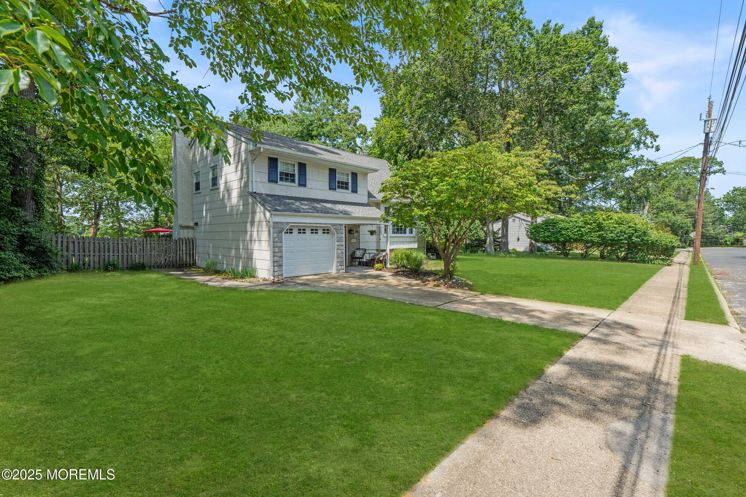 15 Teabury Lane, Oakhurst, NJ, 07755 image 33