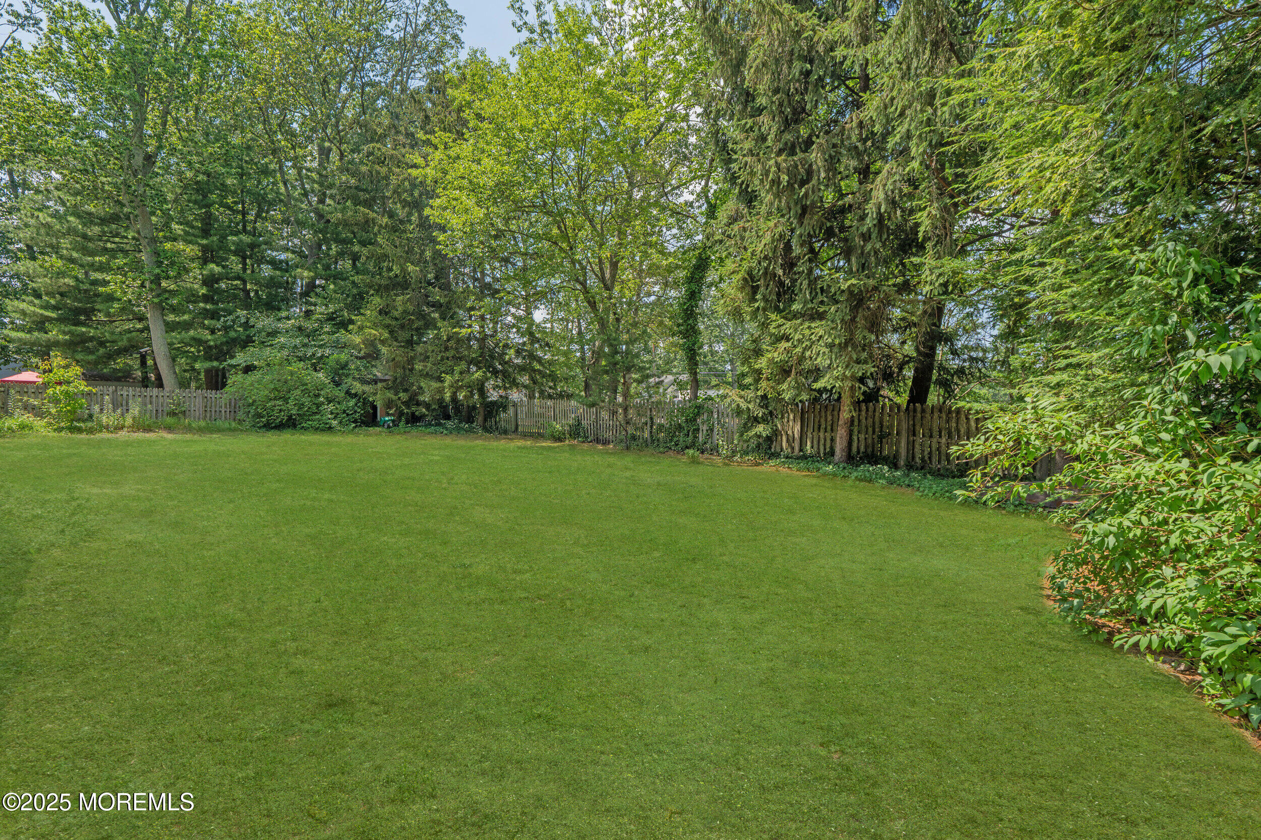 15 Teabury Lane, Oakhurst, NJ, 07755 image 19
