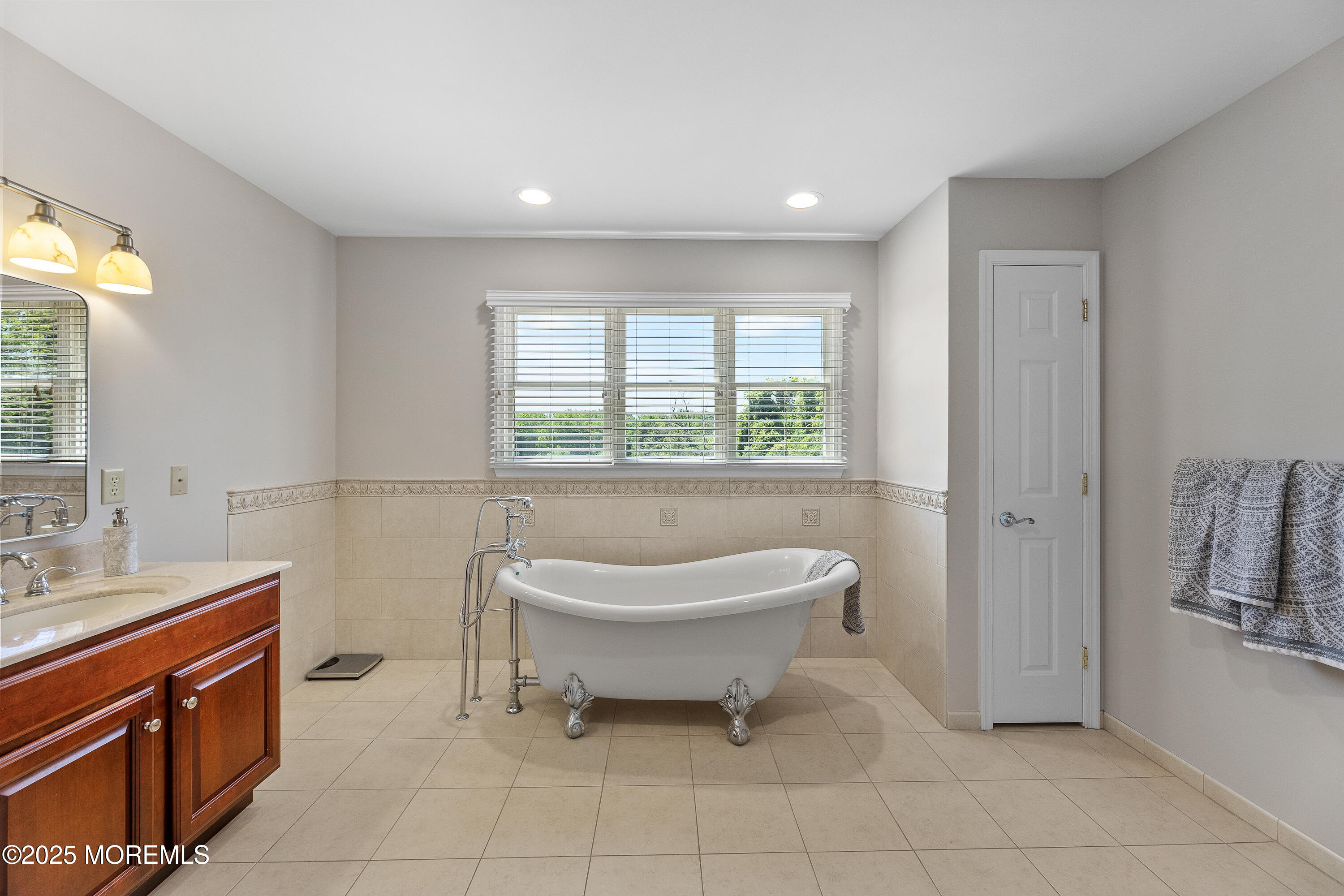 17 Wagner Farm Lane, Millstone, NJ, 08535 image 37