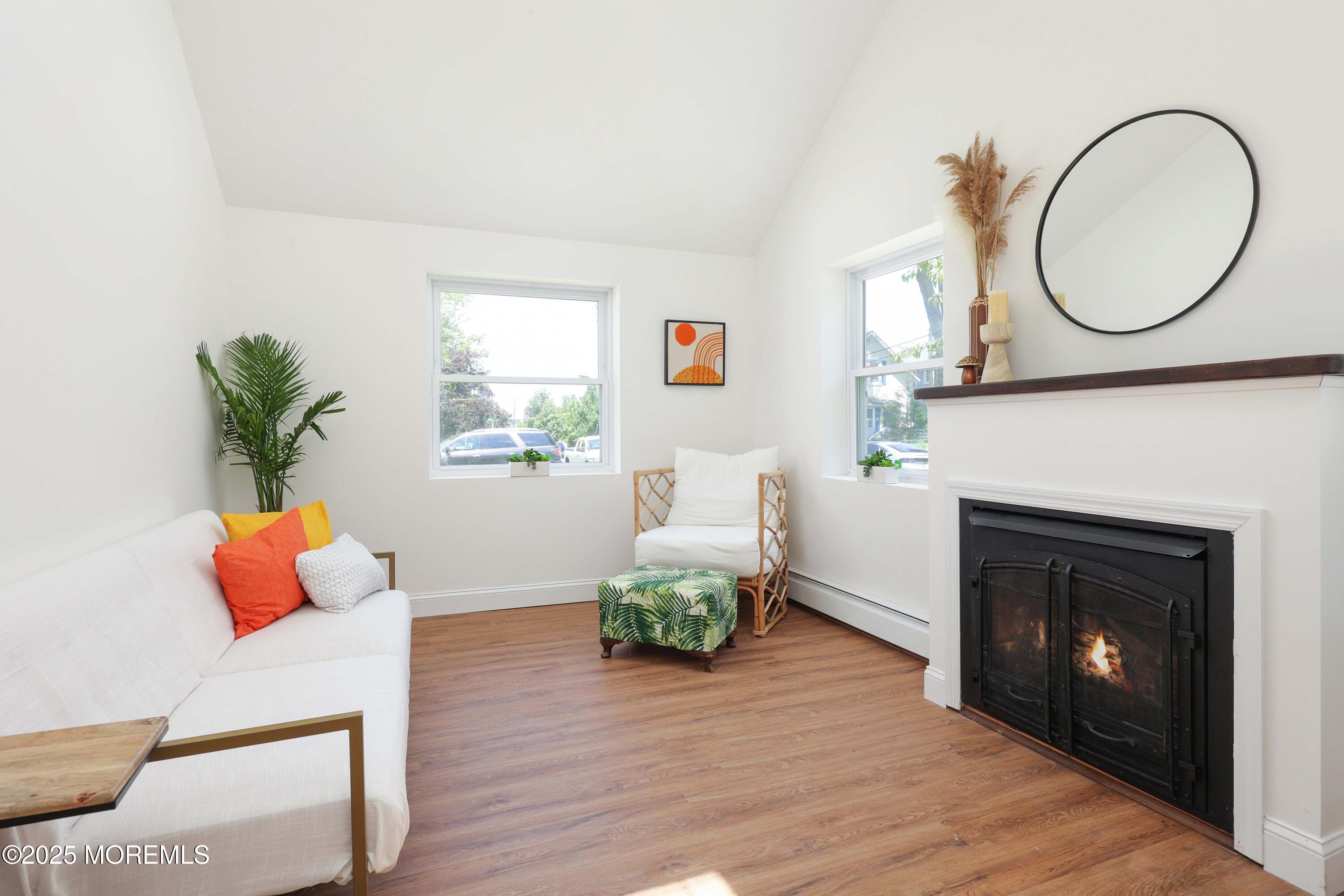 427 Cedar Avenue Image 5