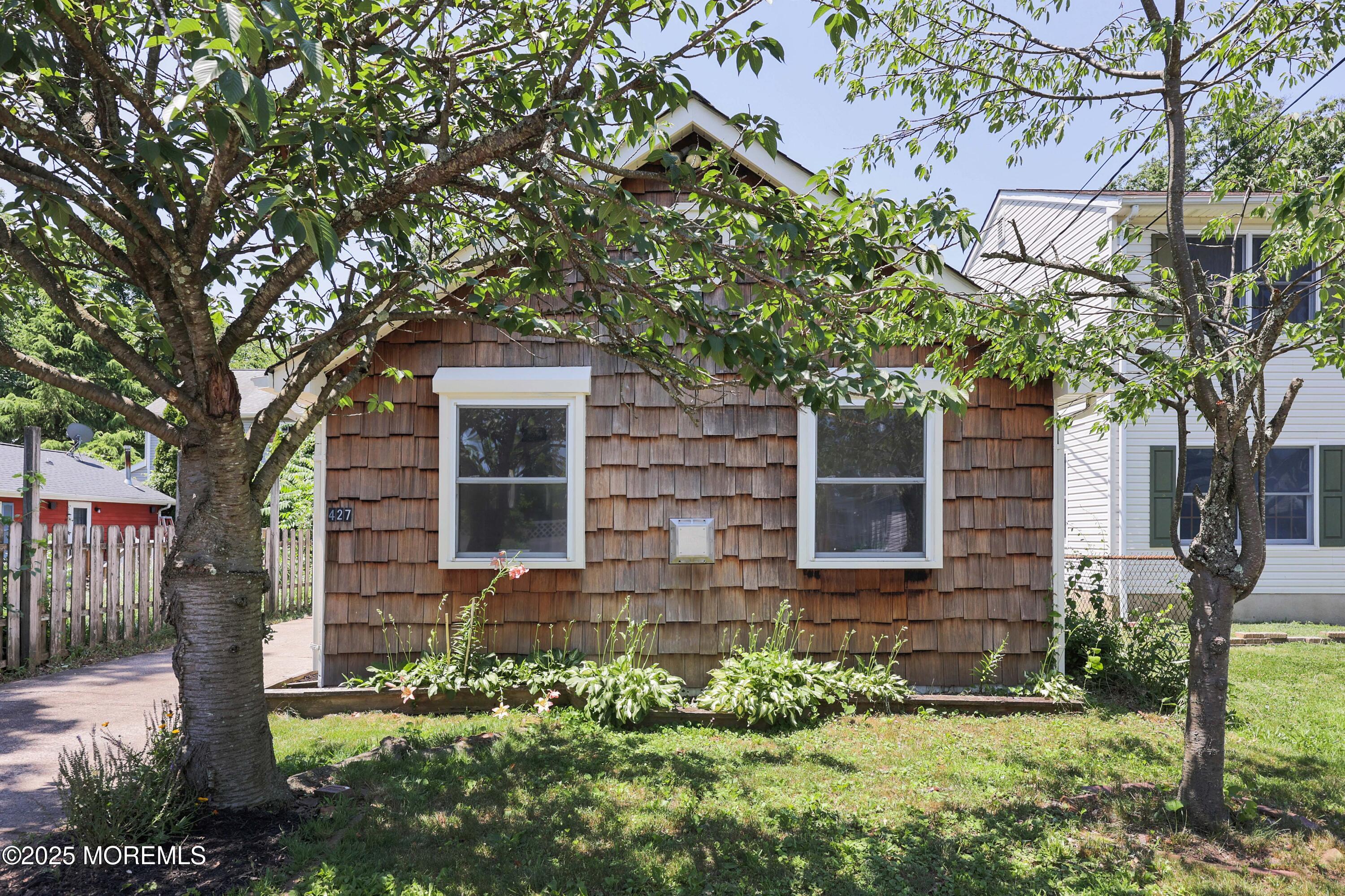 427 Cedar Avenue, Leonardo, NJ, 07737 image 15