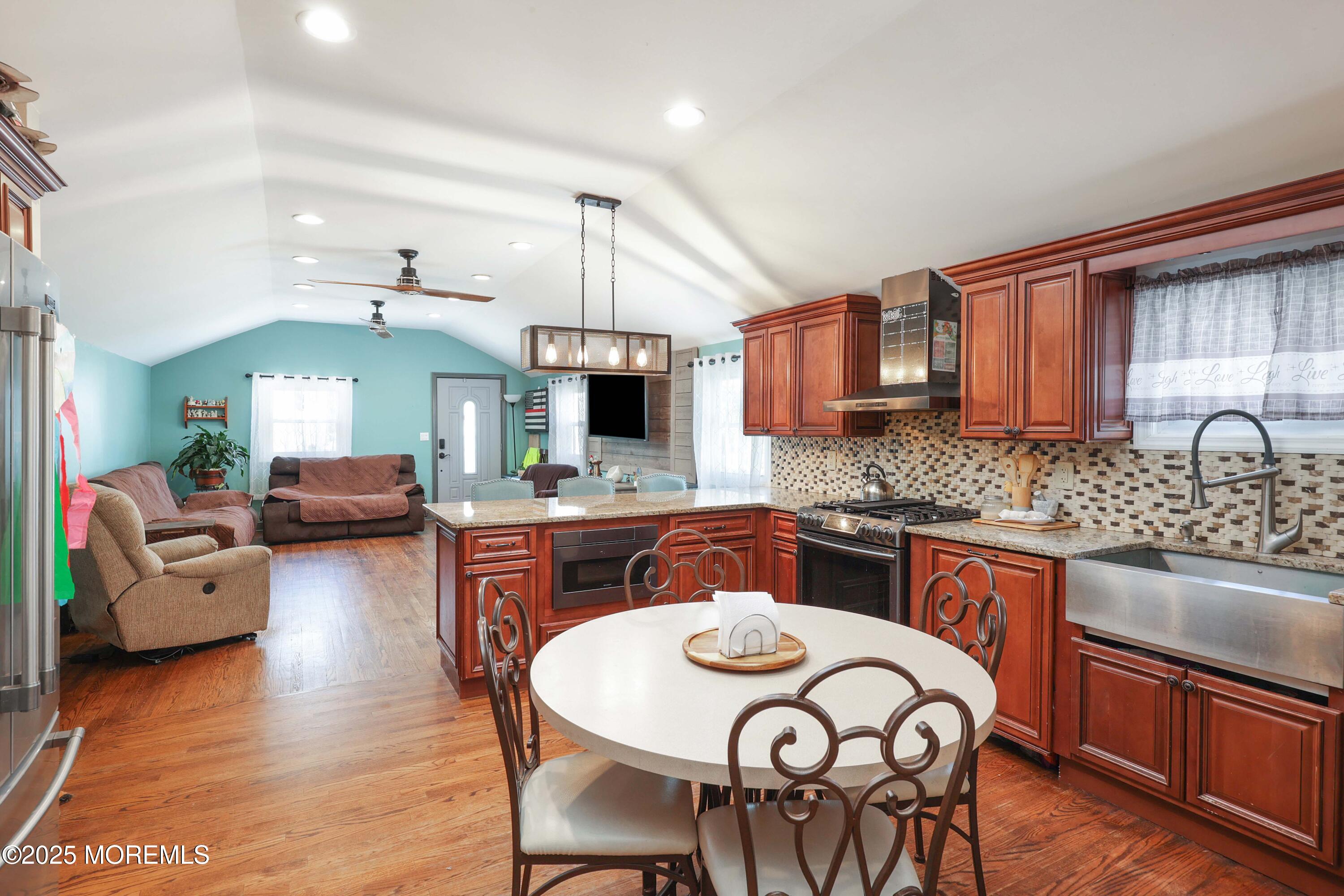 264 Linden Avenue, North Middletown, NJ, 07748 image 16