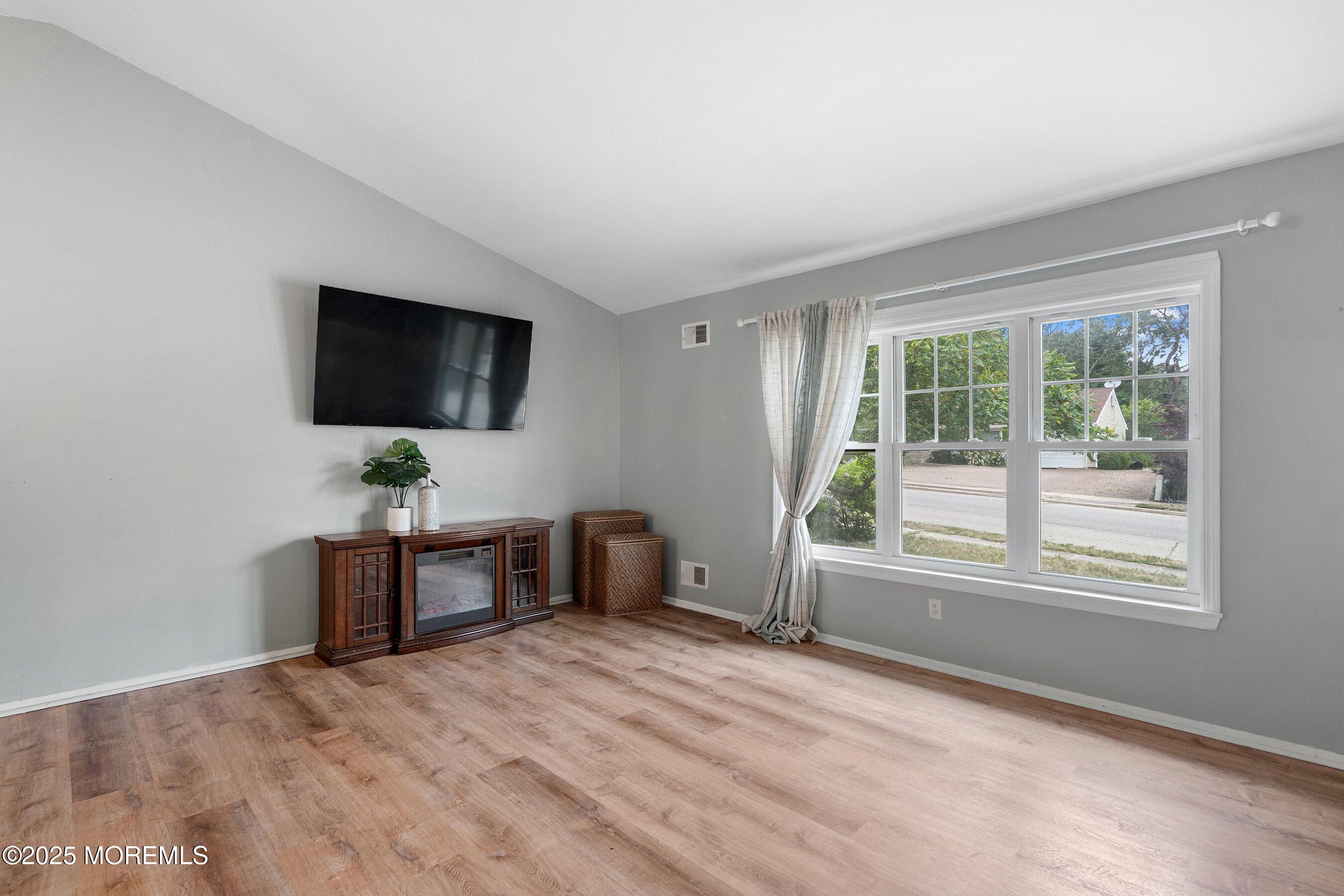 39 Georgetown Boulevard, Barnegat, NJ, 08005 image 8