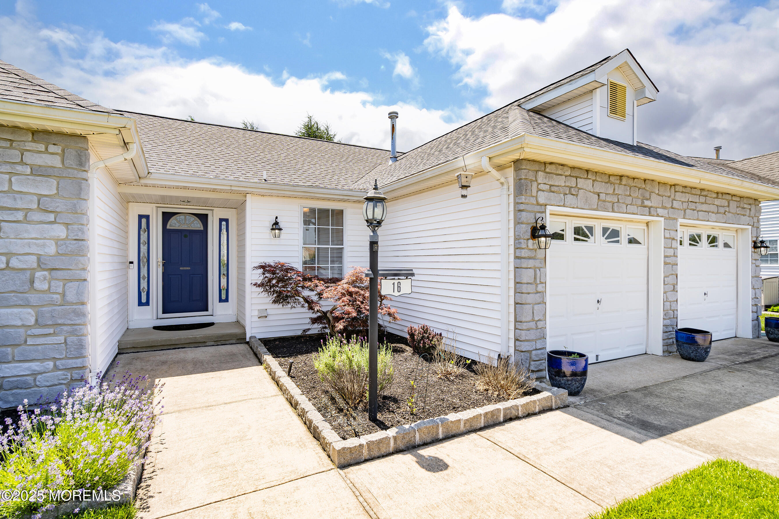16 Sandhurst Court Image 2