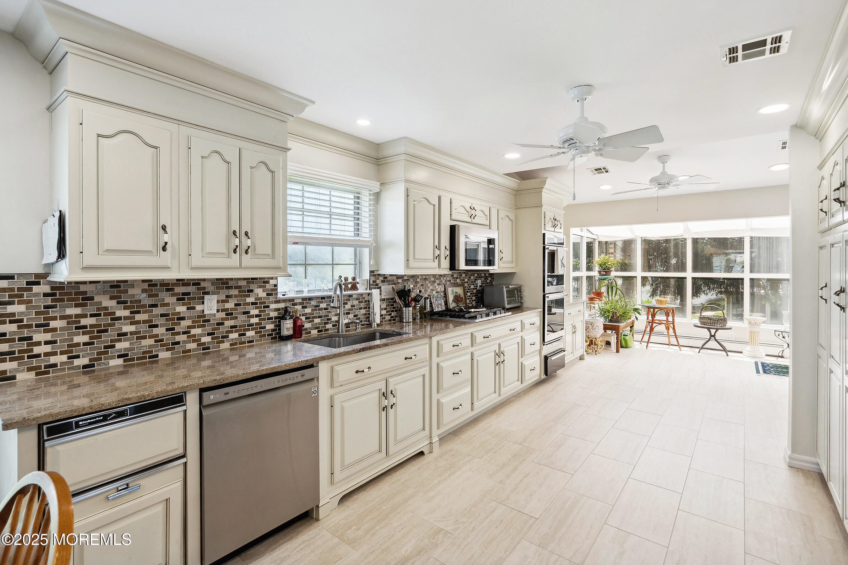 16 Sandhurst Court, Toms River, NJ, 08757 image 7