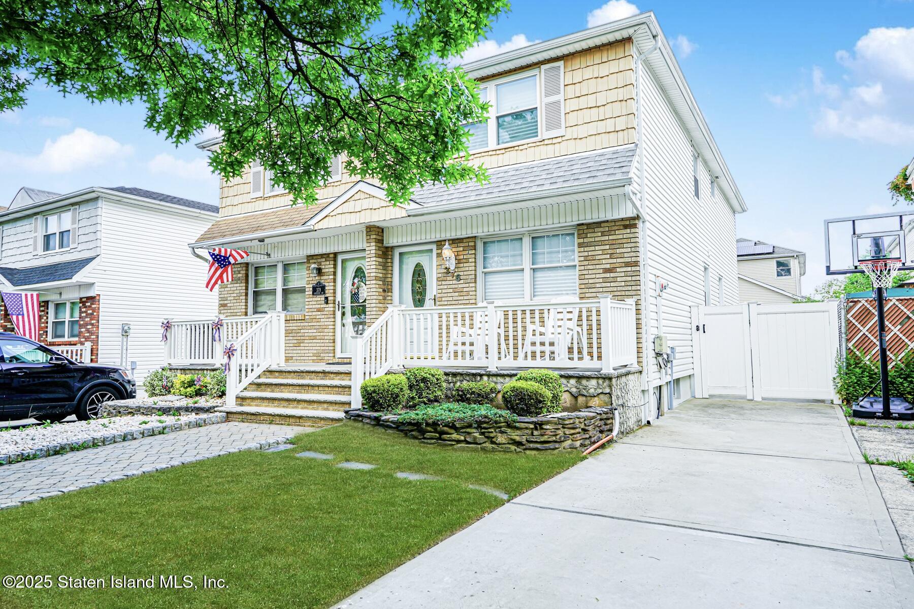 376 Cortelyou Avenue Image 2
