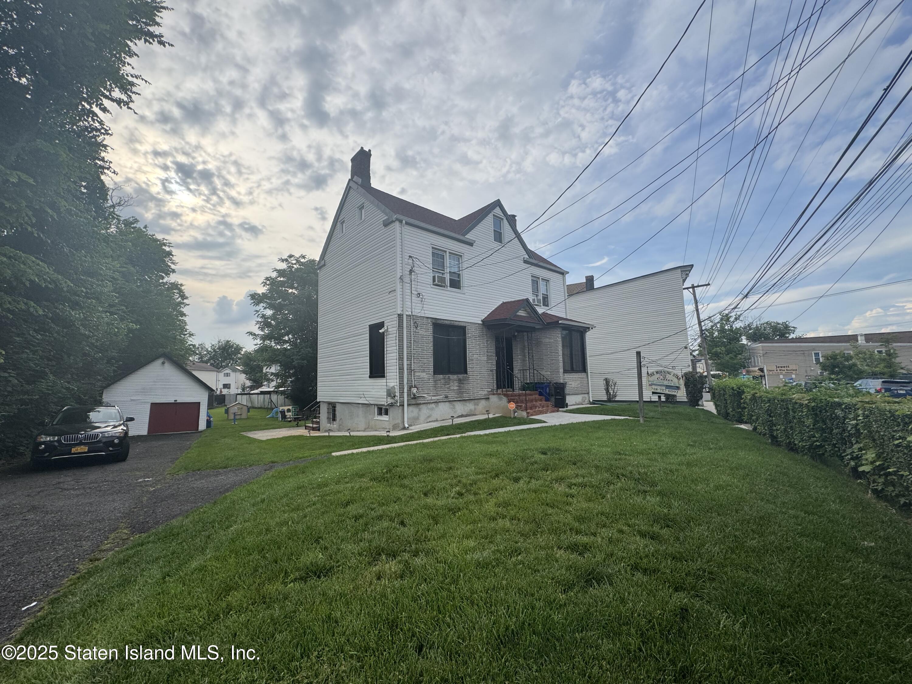 286 Jewett Avenue, Staten Island, NY, 10302
