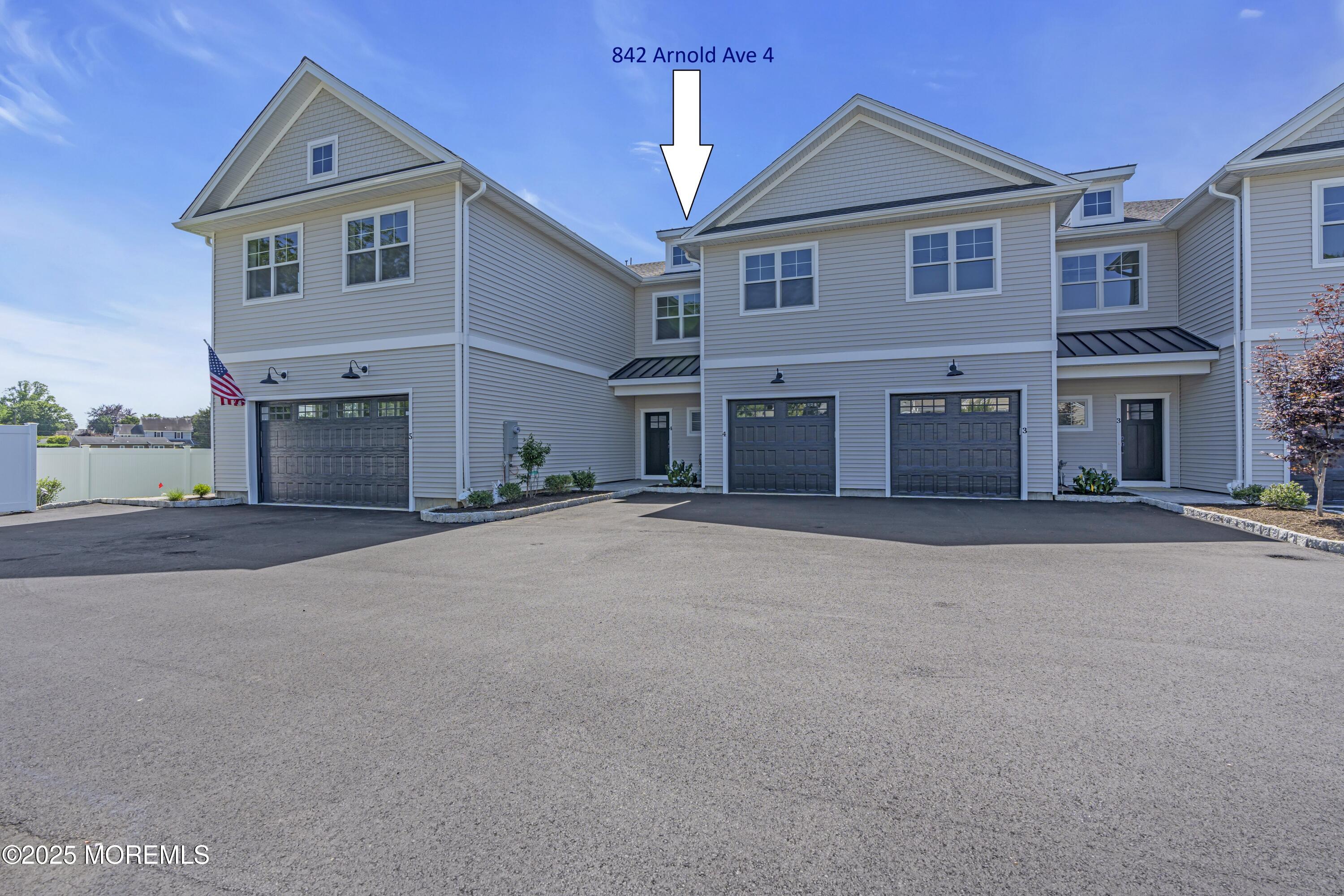 842 Arnold Avenue 4 Image 3
