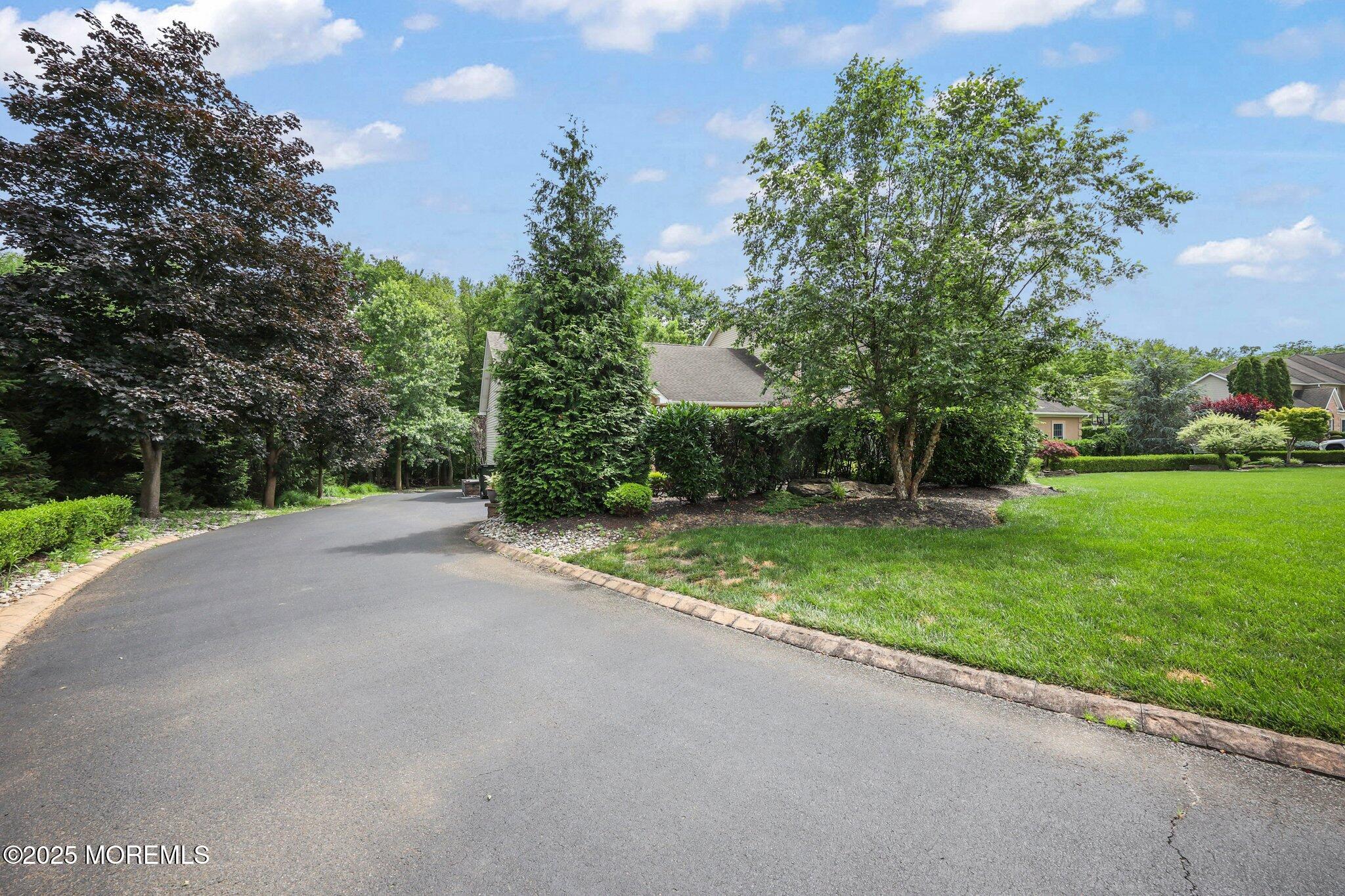 4 White Pines Way, Freehold, NJ, 07728 image 43