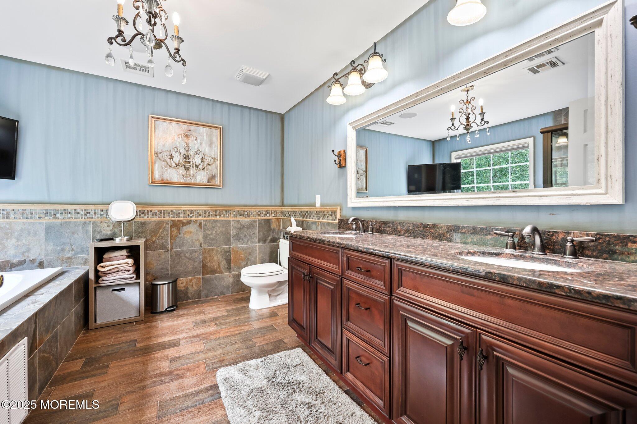 4 White Pines Way, Freehold, NJ, 07728 image 24