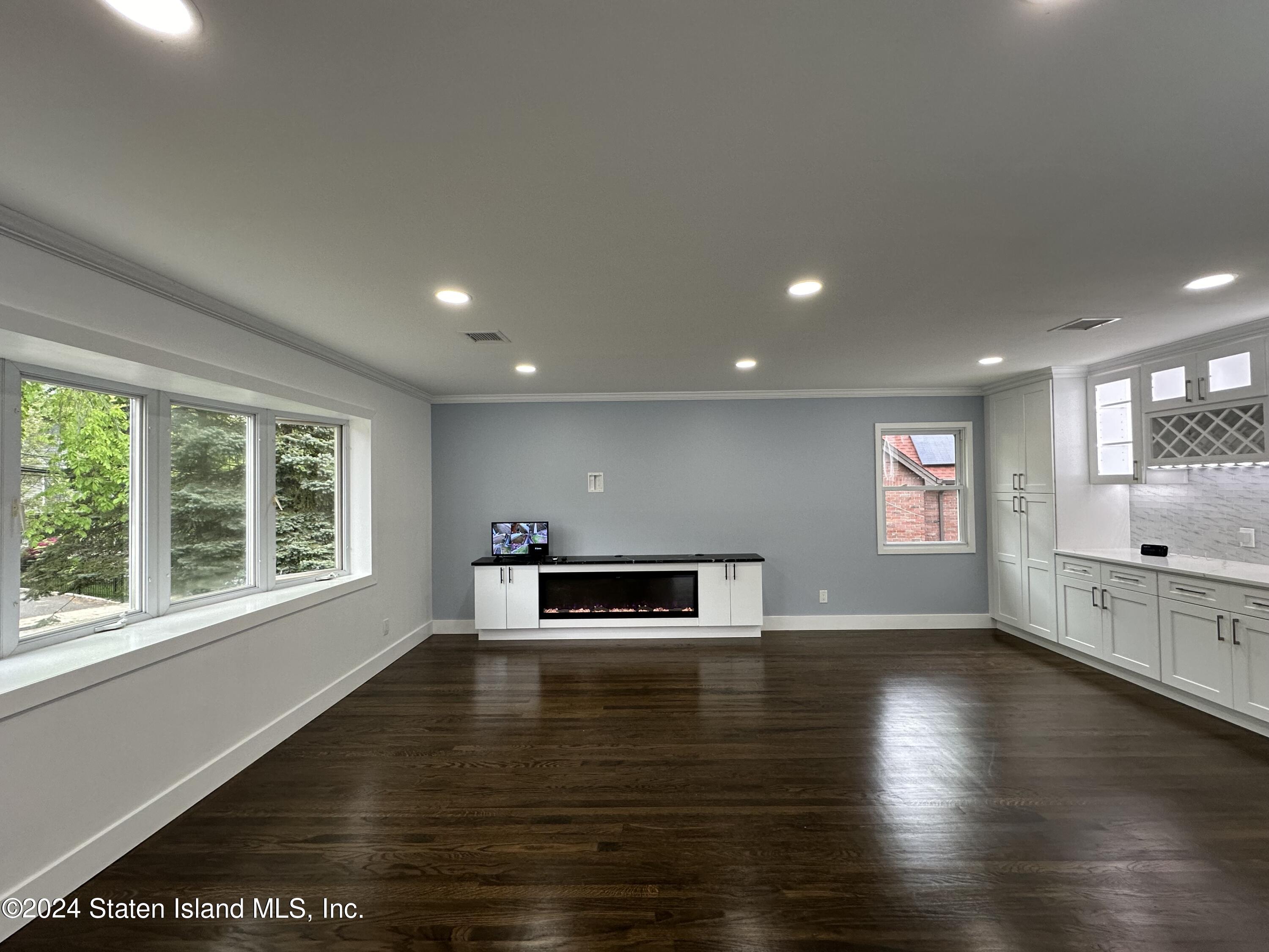 81 Manor Road Image 4