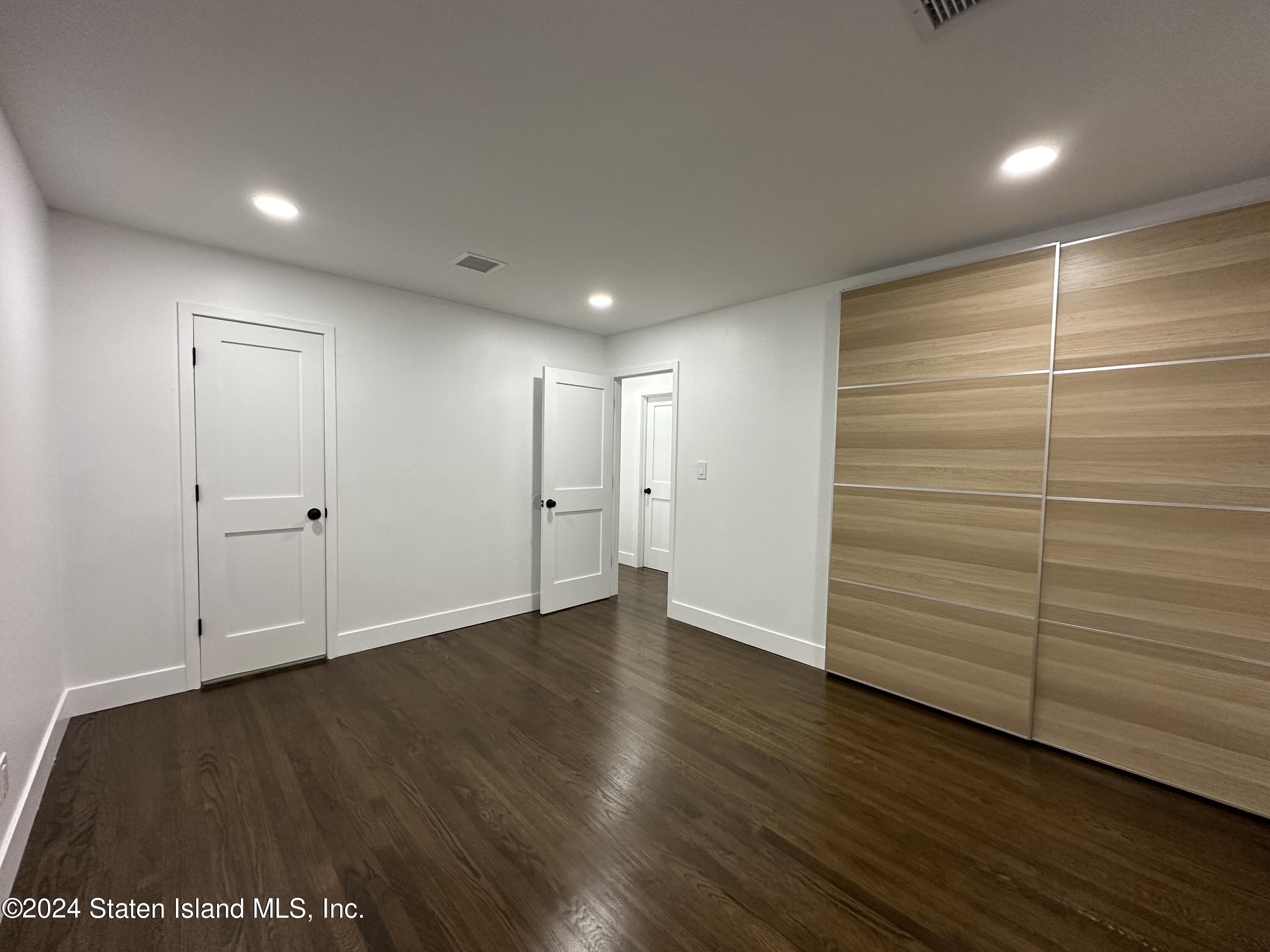 81 Manor Road, Staten Island, NY, 10310 image 17