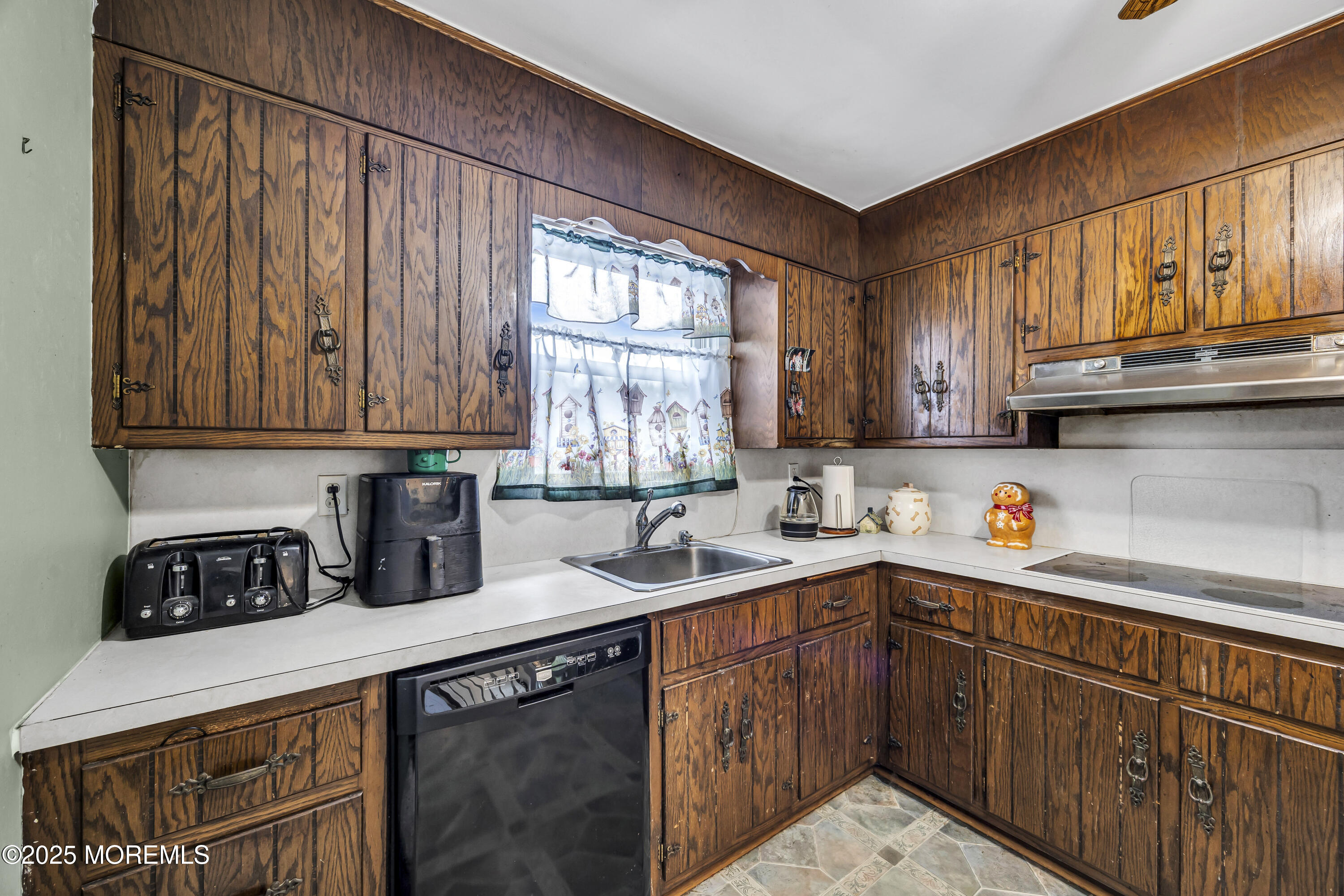 3 Carlo Drive, Keansburg, NJ, 07734 image 9