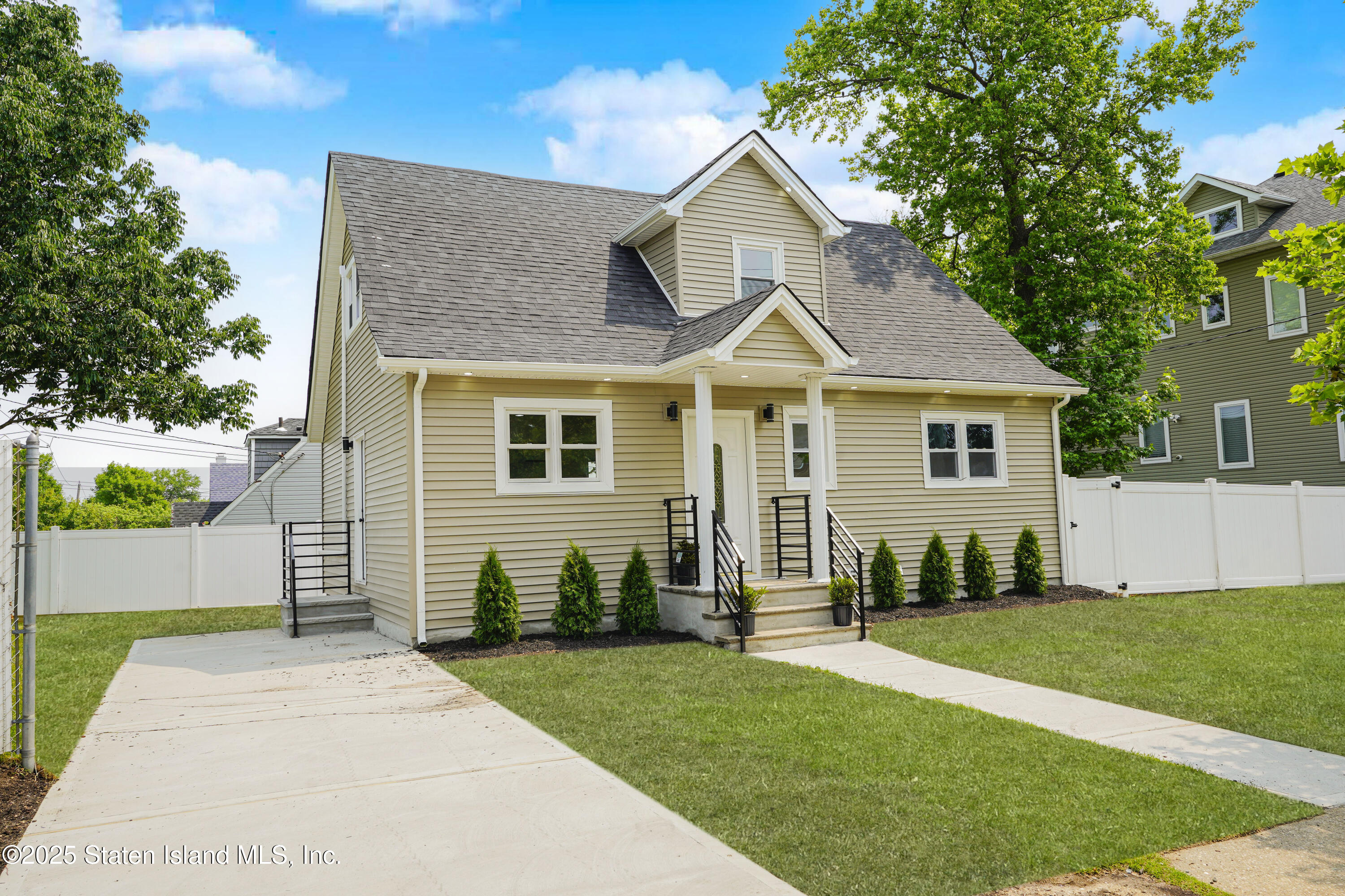 87 Hales Avenue Image 4