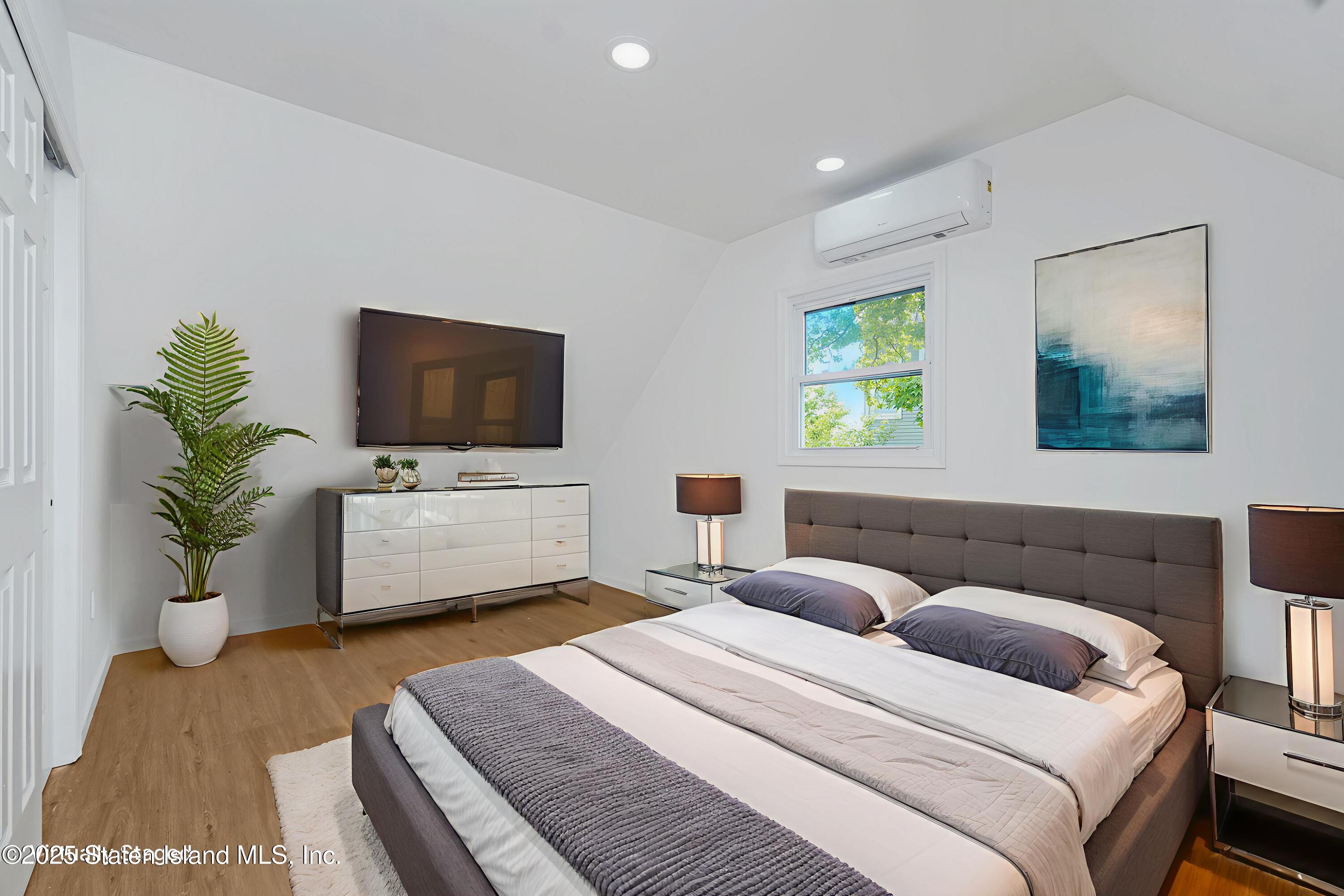 87 Hales Avenue, Staten Island, NY, 10312 image 25