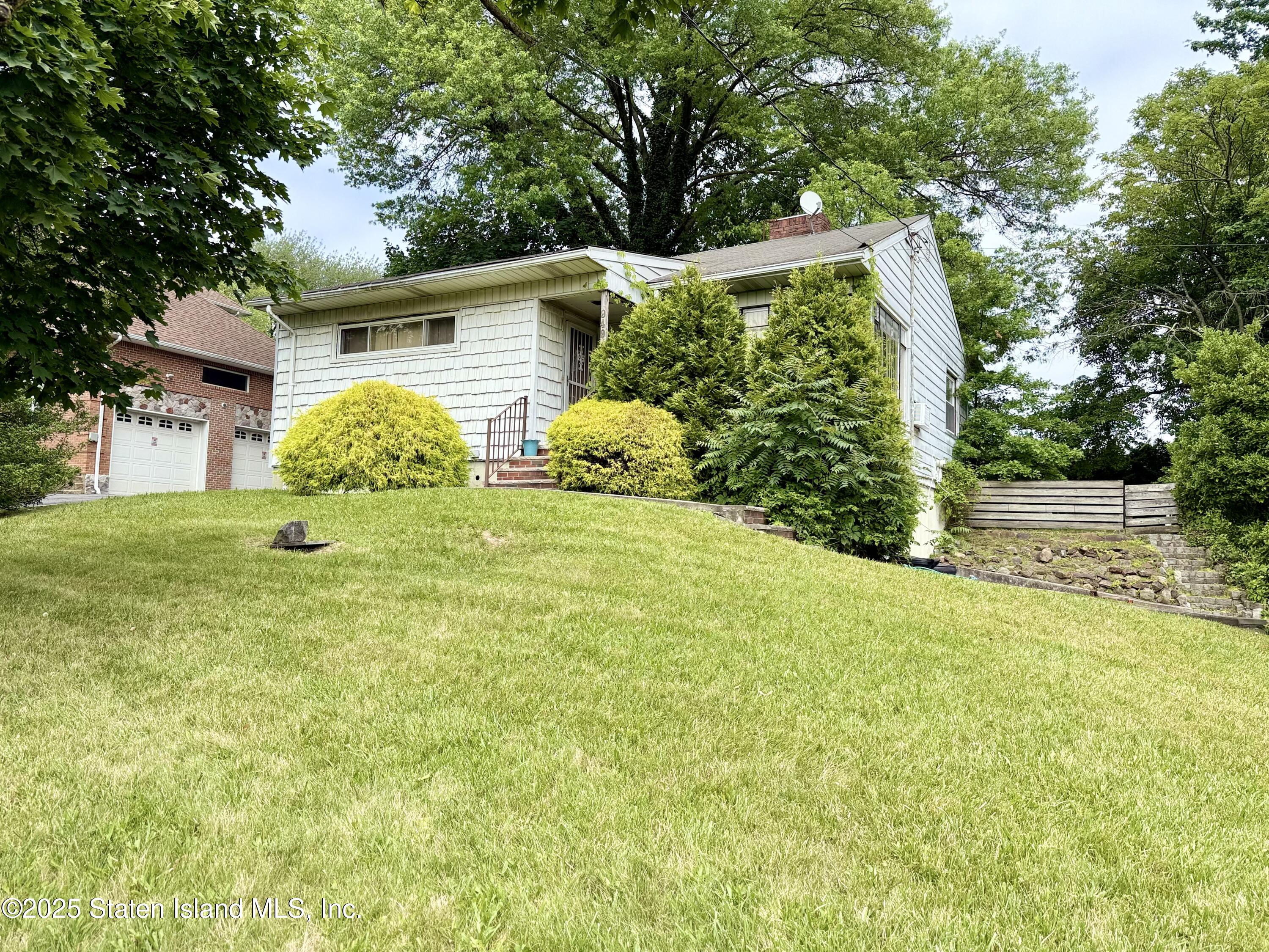 949 Todt Hill Road, Staten Island, NY, 10304 image 6
