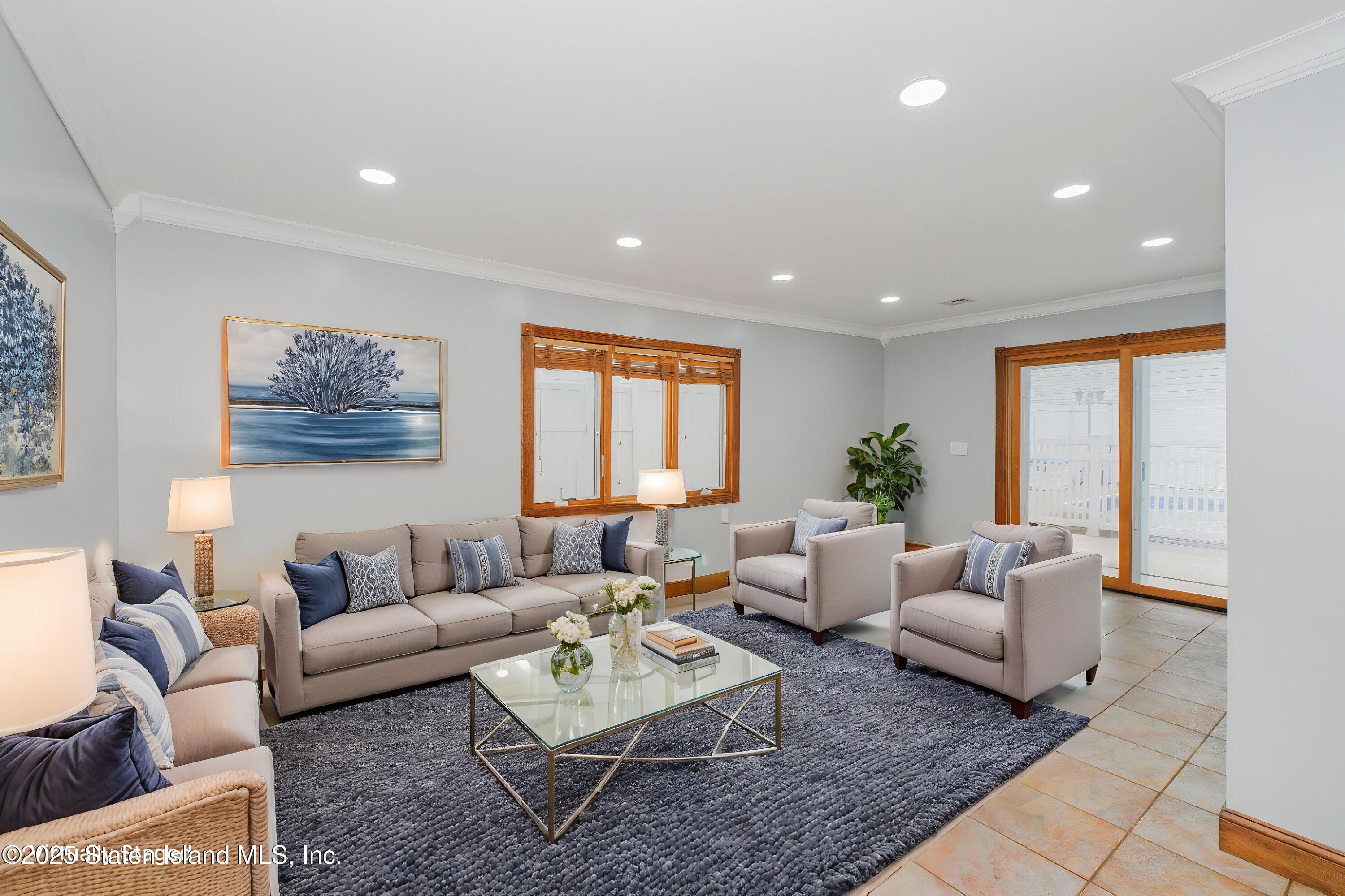 748 Tysens Lane, Staten Island, NY, 10306 image 9