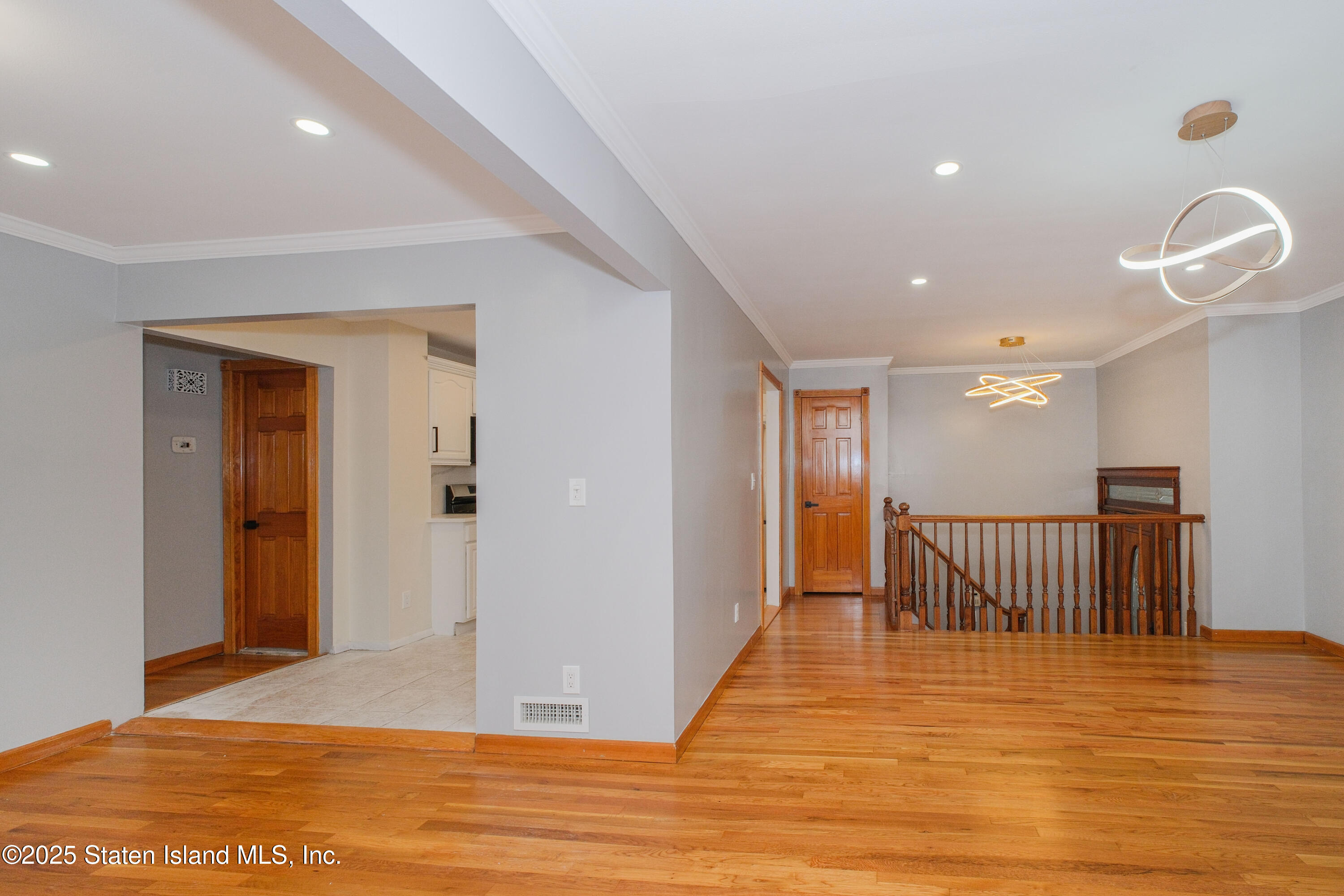 748 Tysens Lane, Staten Island, NY, 10306 image 13