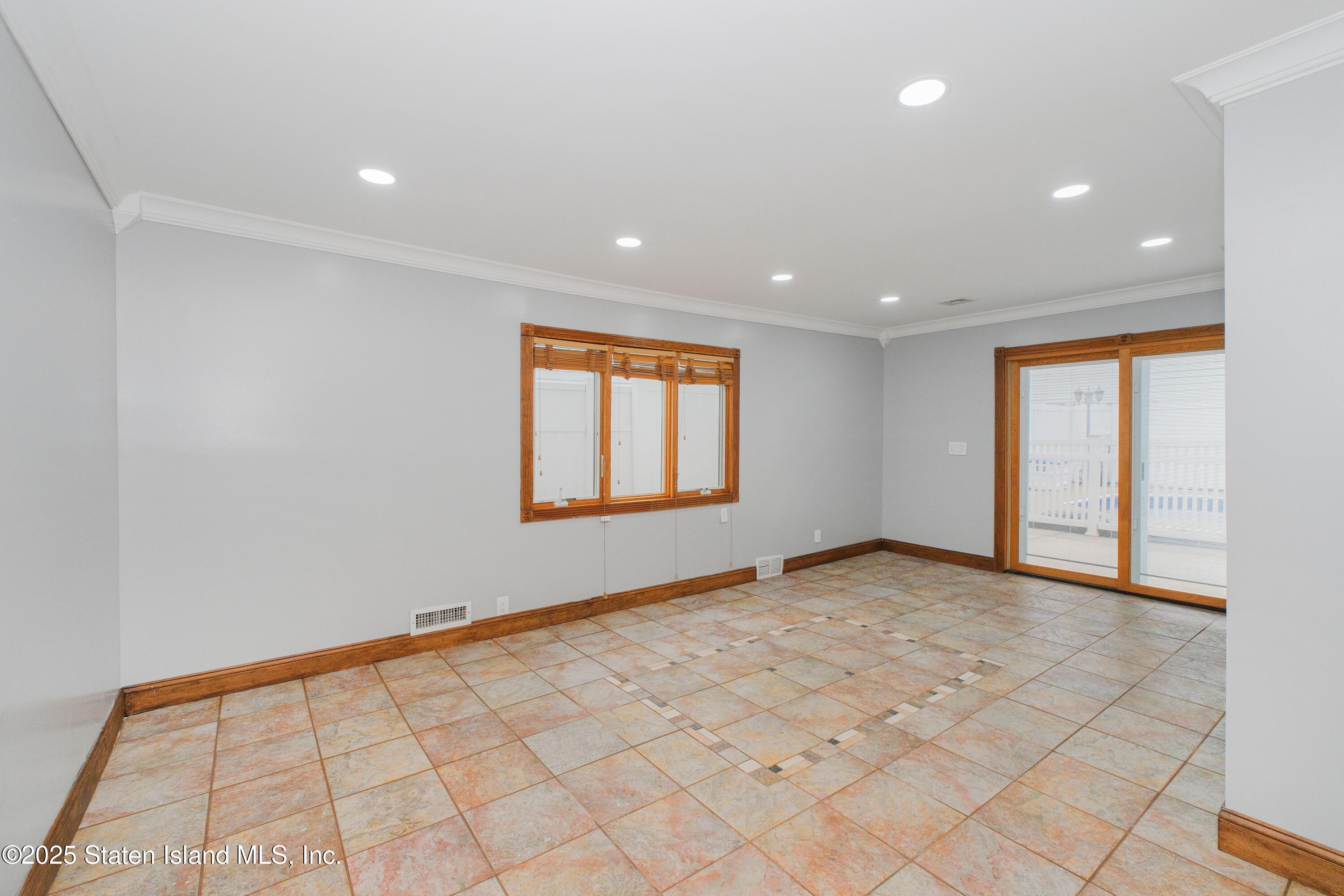 748 Tysens Lane, Staten Island, NY, 10306 image 25