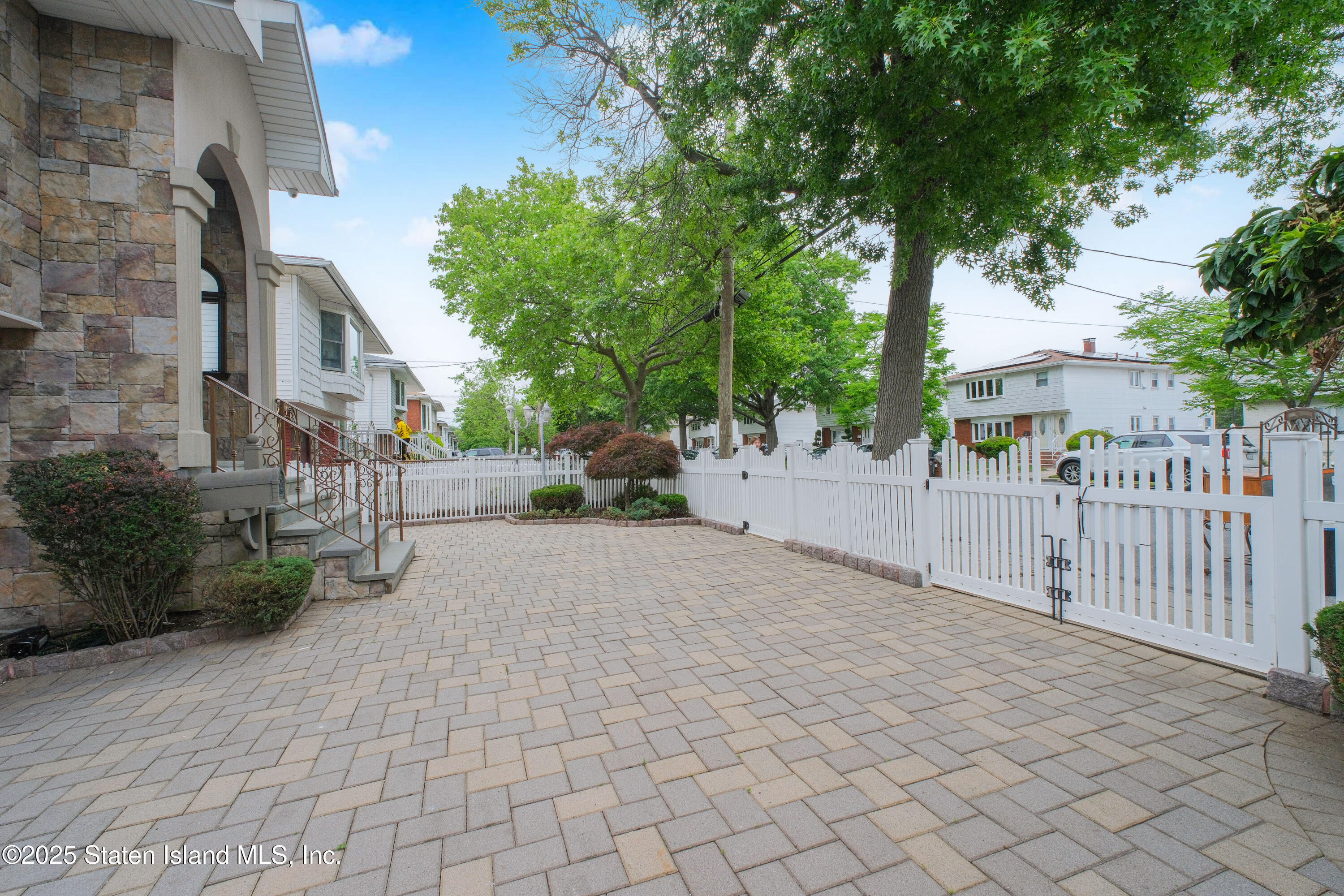748 Tysens Lane, Staten Island, NY, 10306 image 51