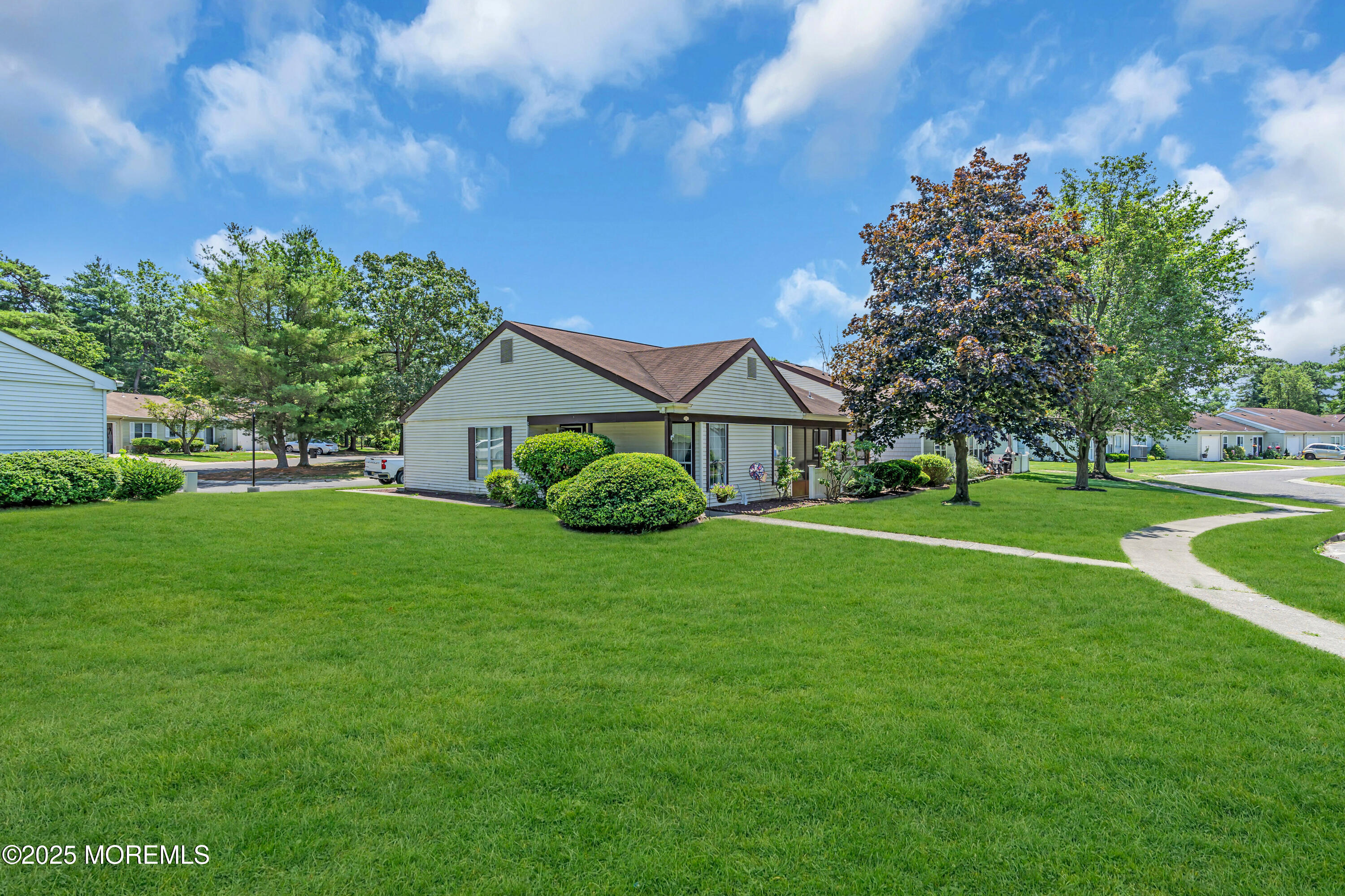 853 Winchester Court A Image 4