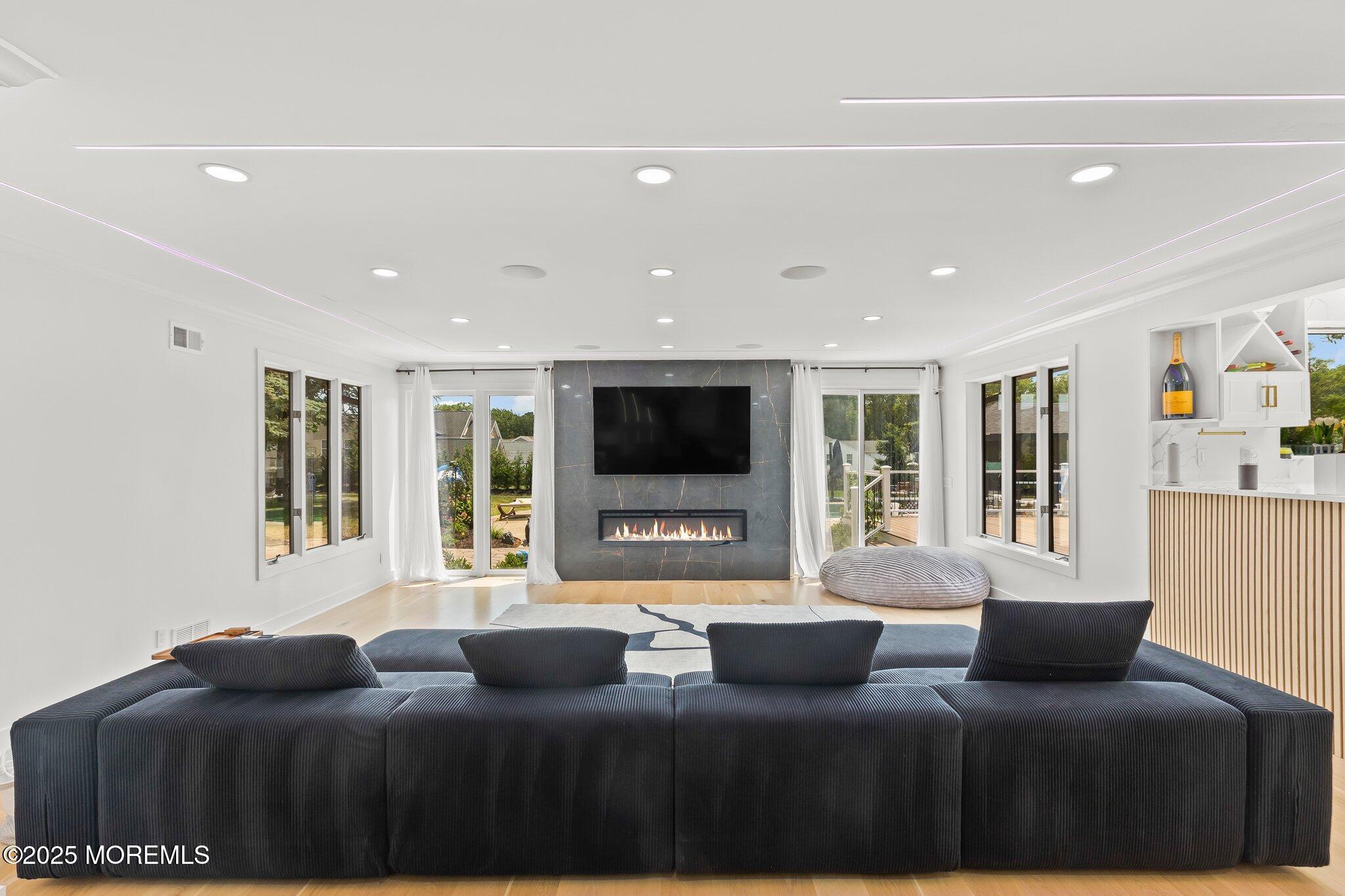 1218 W Park Avenue Image 5