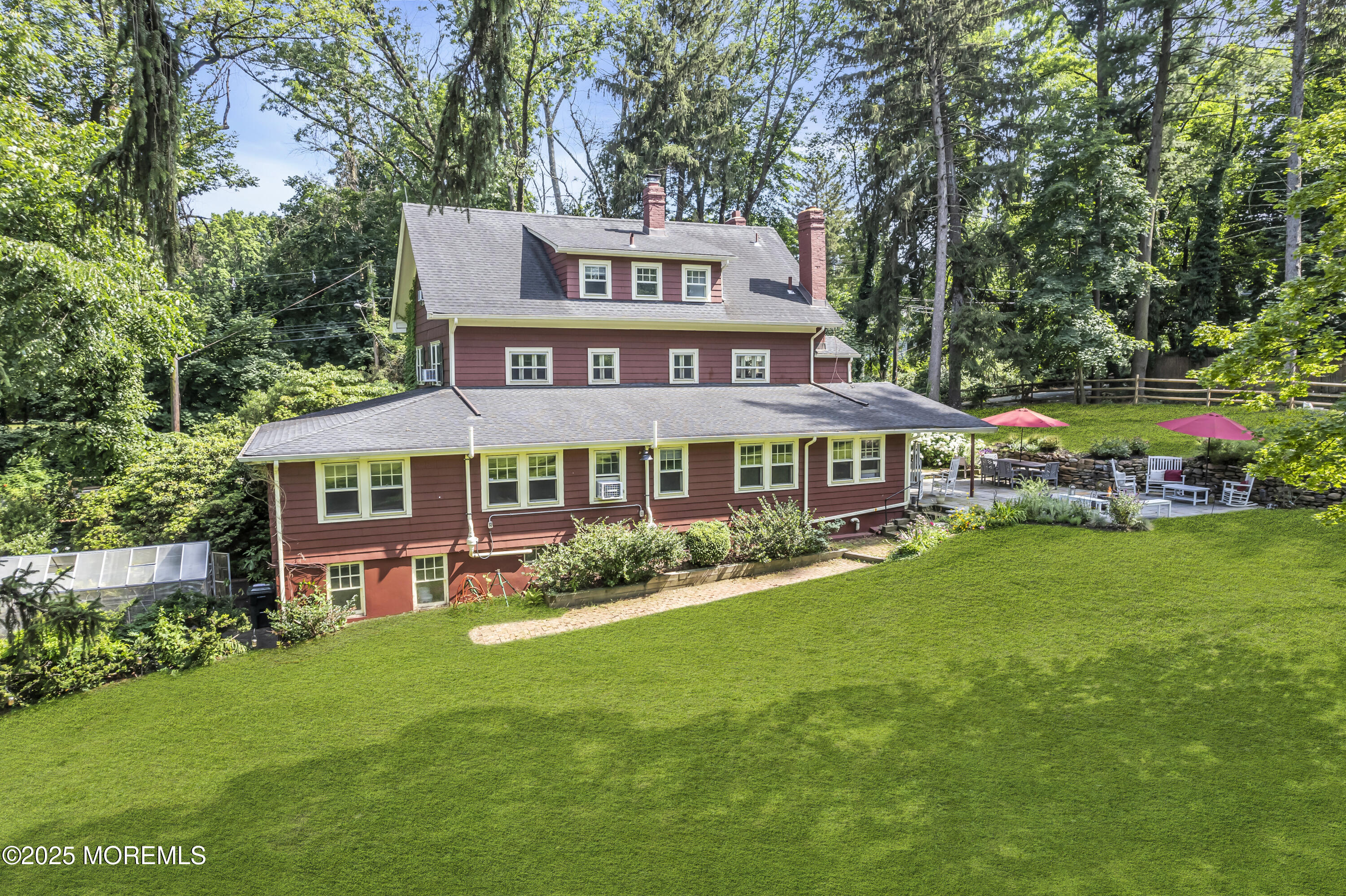 2041 Raritan Road Image 3