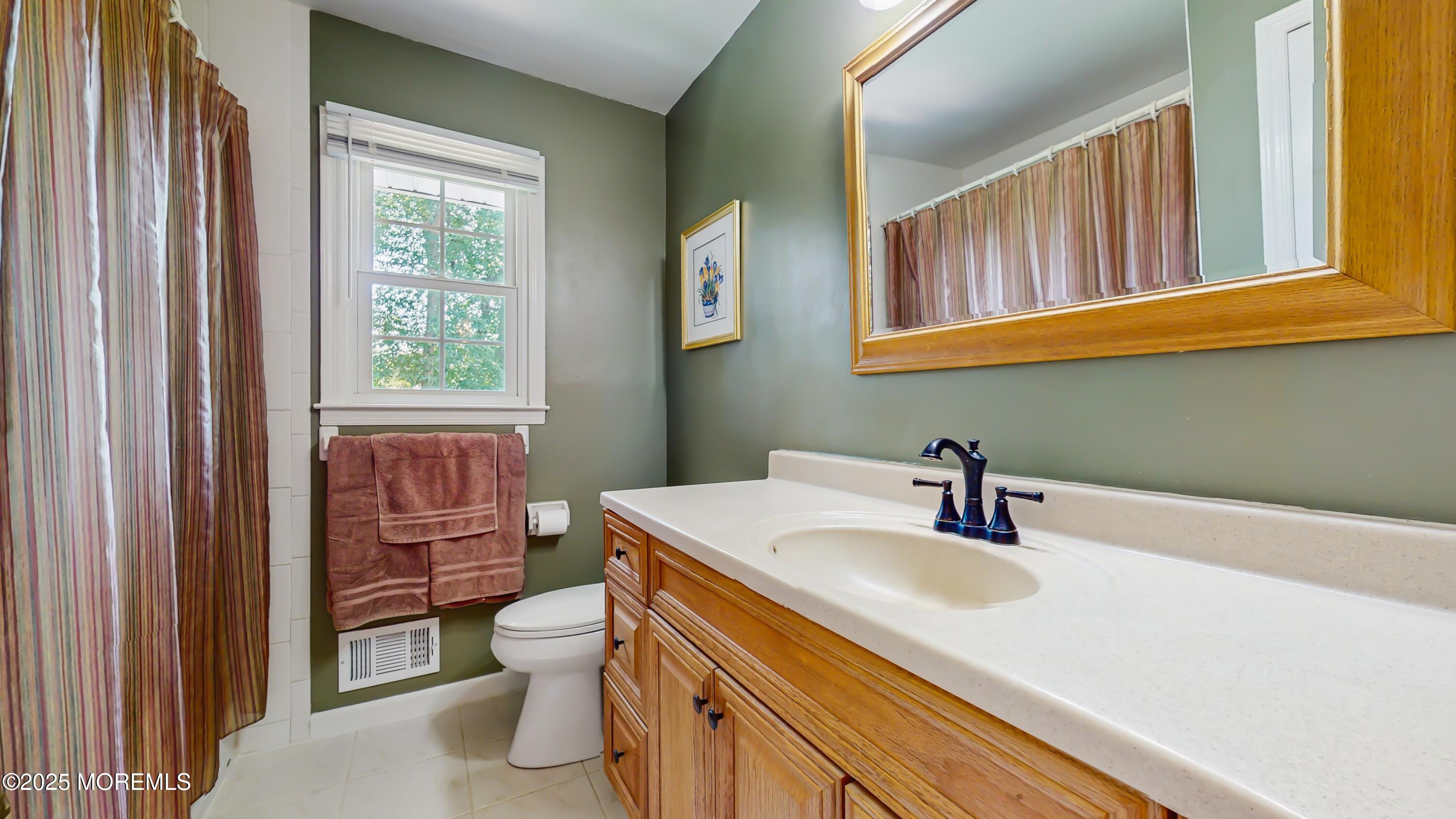 26 Appomattox Drive, Manalapan, NJ, 07726 image 22