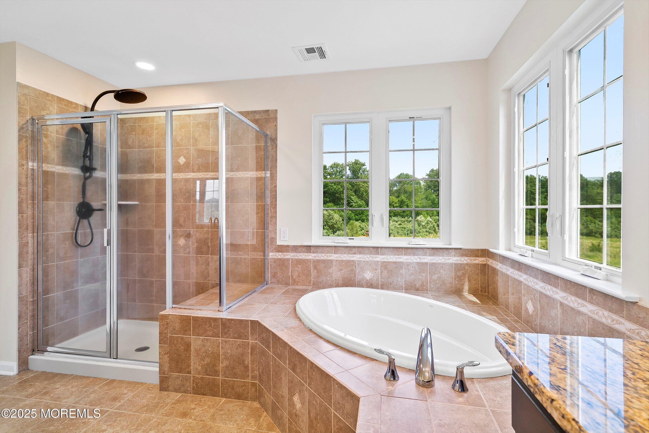 10 Rolling Meadows Court, Upper Freehold, NJ, 08501 image 27