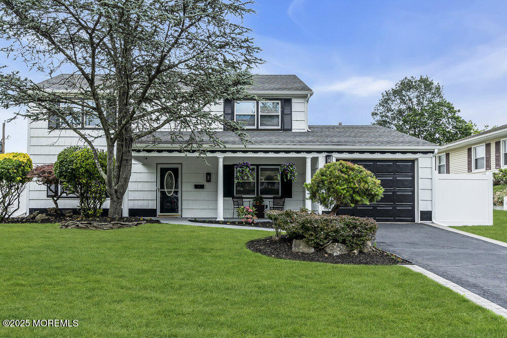 15 Inglewood Lane, Aberdeen, NJ, 07747