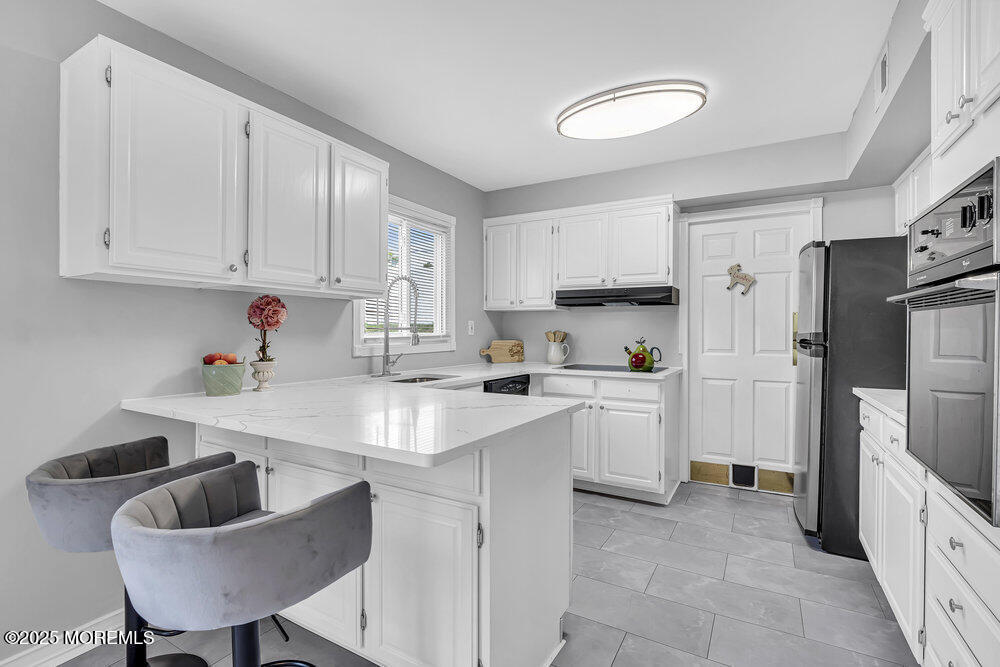15 Inglewood Lane, Aberdeen, NJ, 07747 image 9
