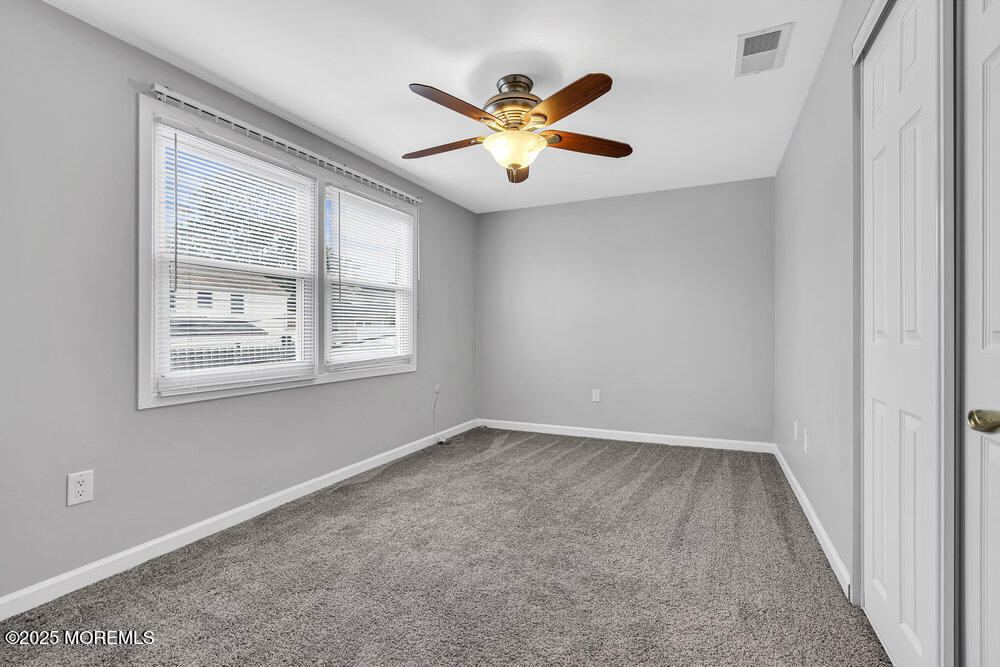 15 Inglewood Lane, Aberdeen, NJ, 07747 image 16
