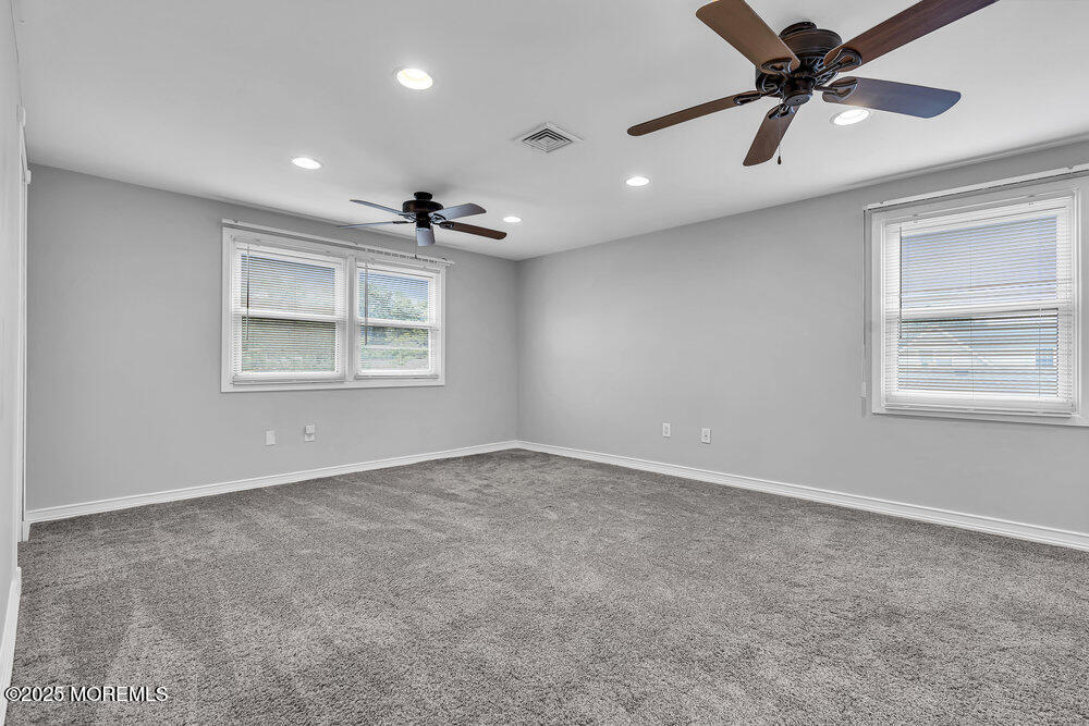 15 Inglewood Lane, Aberdeen, NJ, 07747 image 18