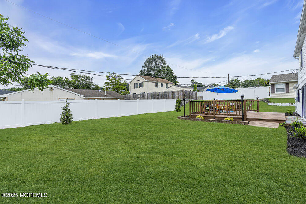 15 Inglewood Lane, Aberdeen, NJ, 07747 image 25
