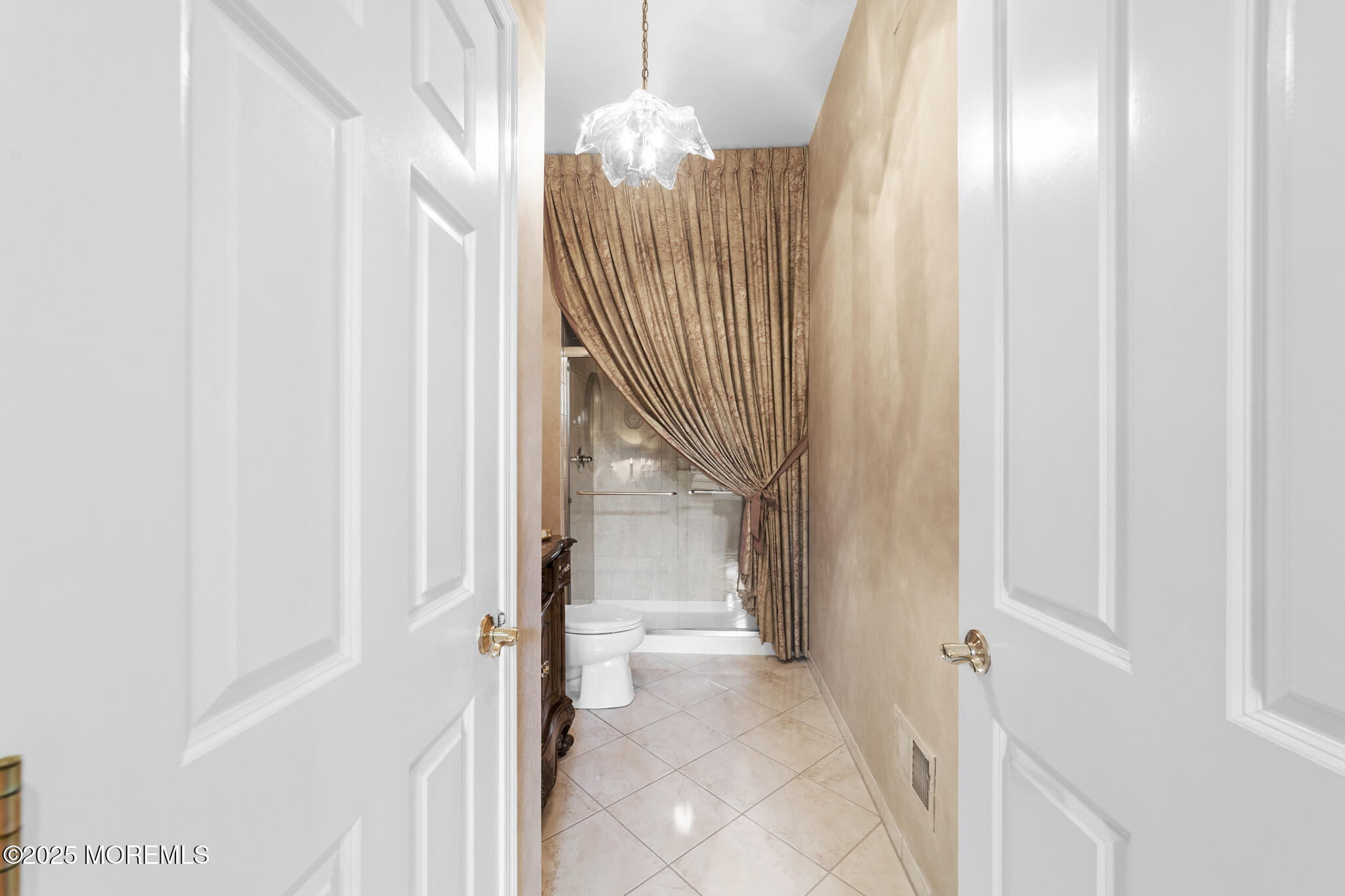 8 Tamarack Road, Monroe, NJ, 08831 image 19