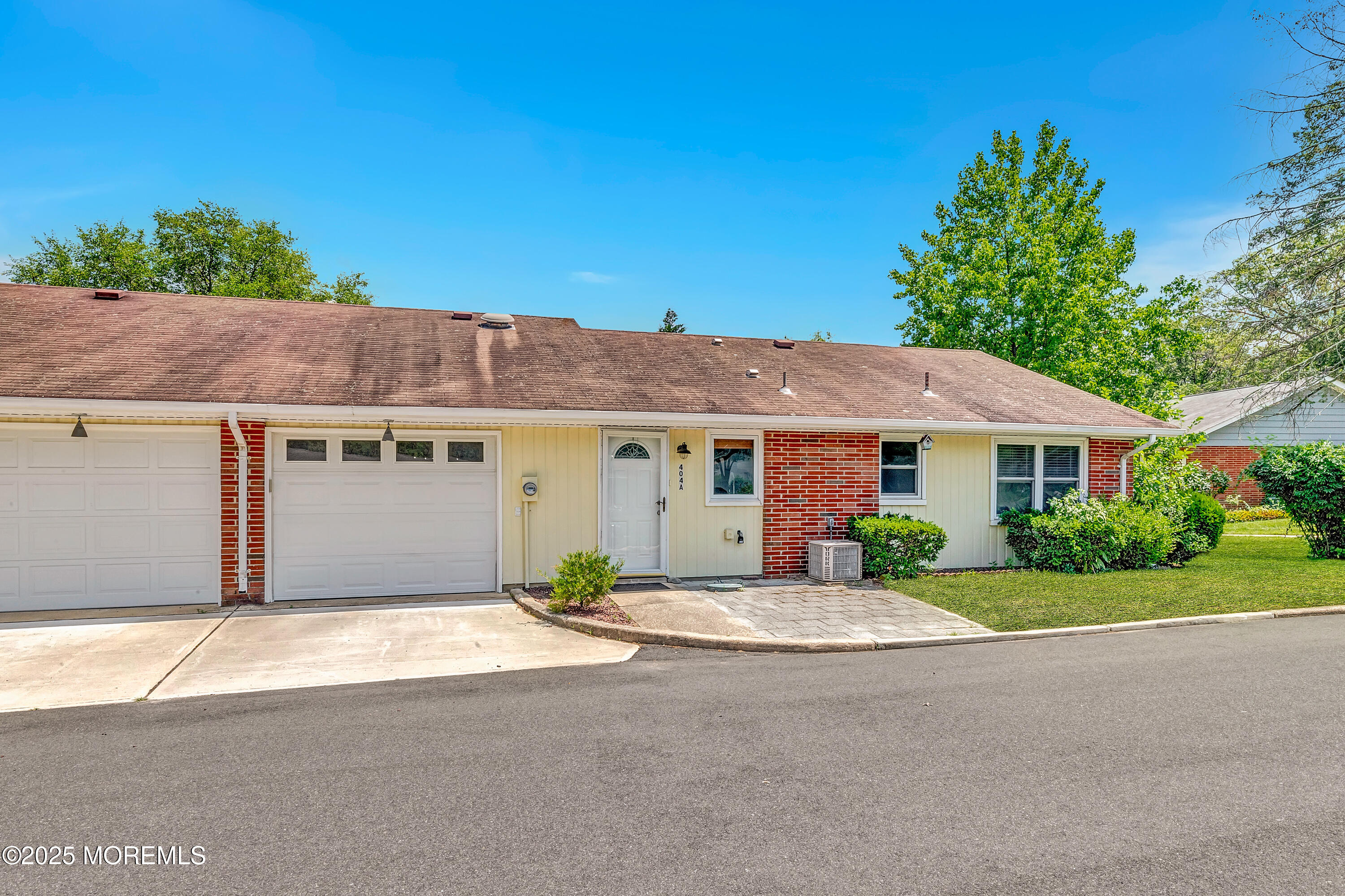 404 Picardy Court A Image 4