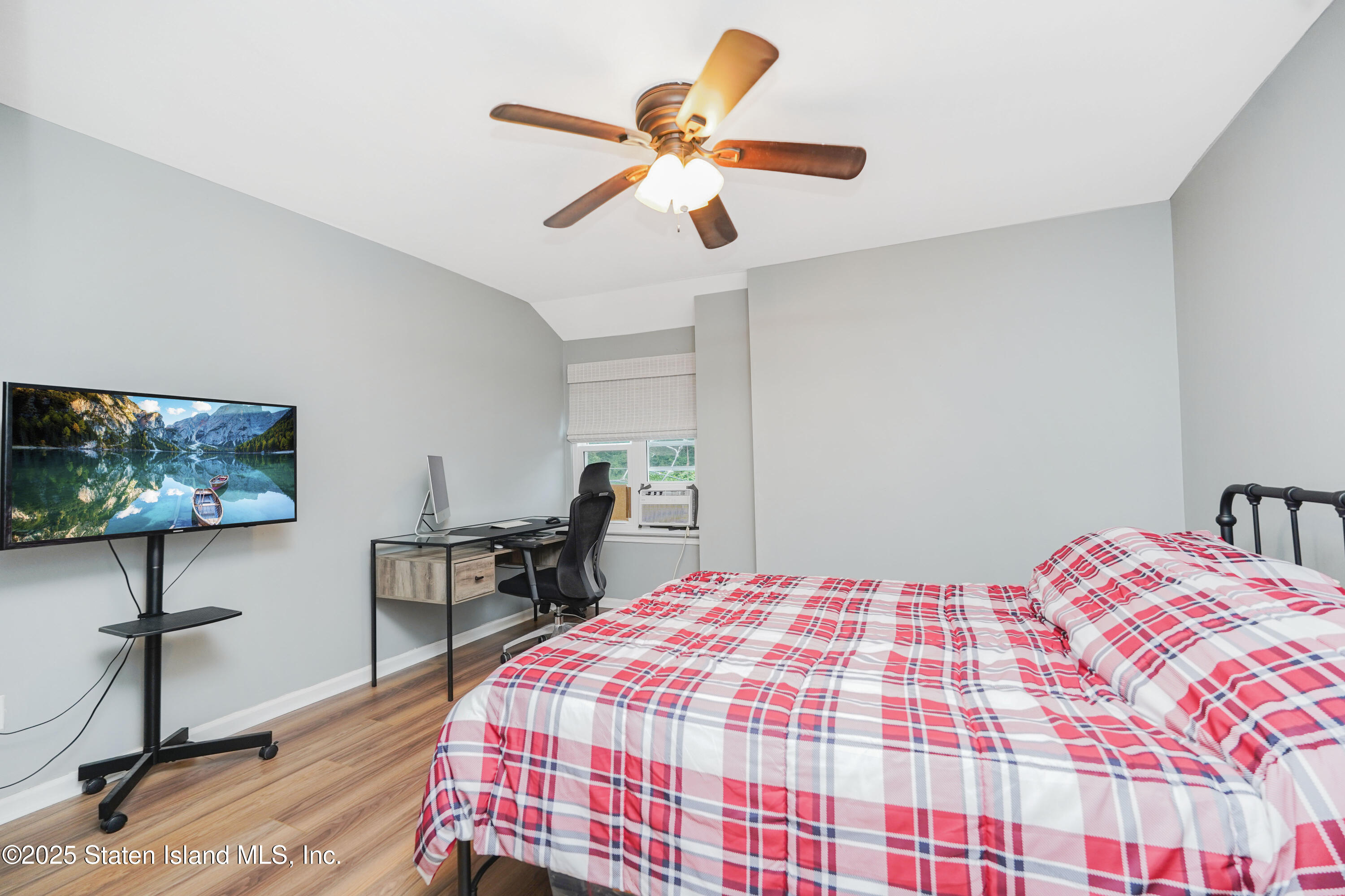221 Arlo Rd Road, Staten Island, NY, 10301 image 15