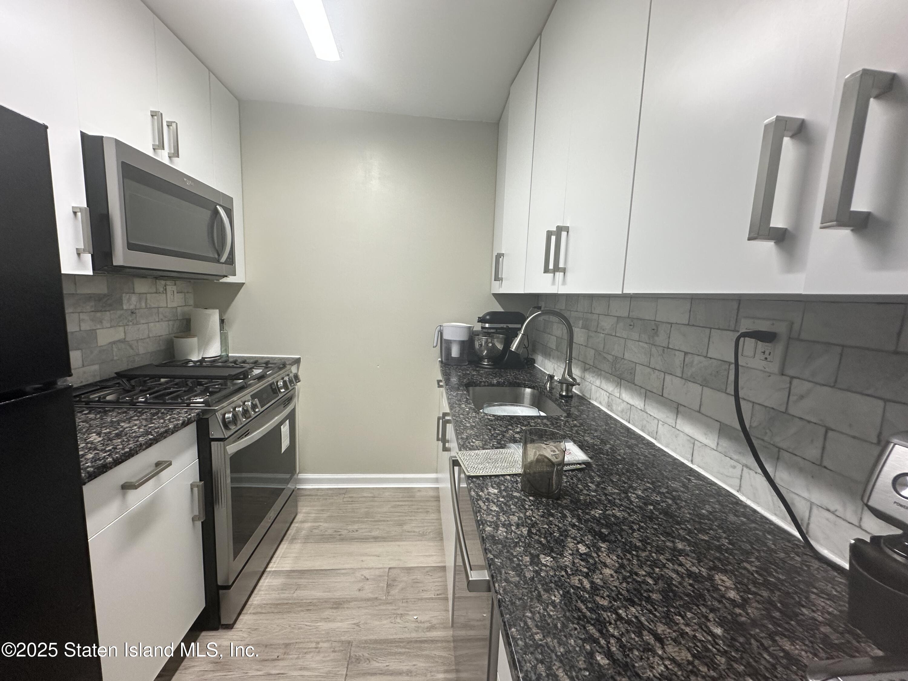 4201 Amboy Road 2b Image 5