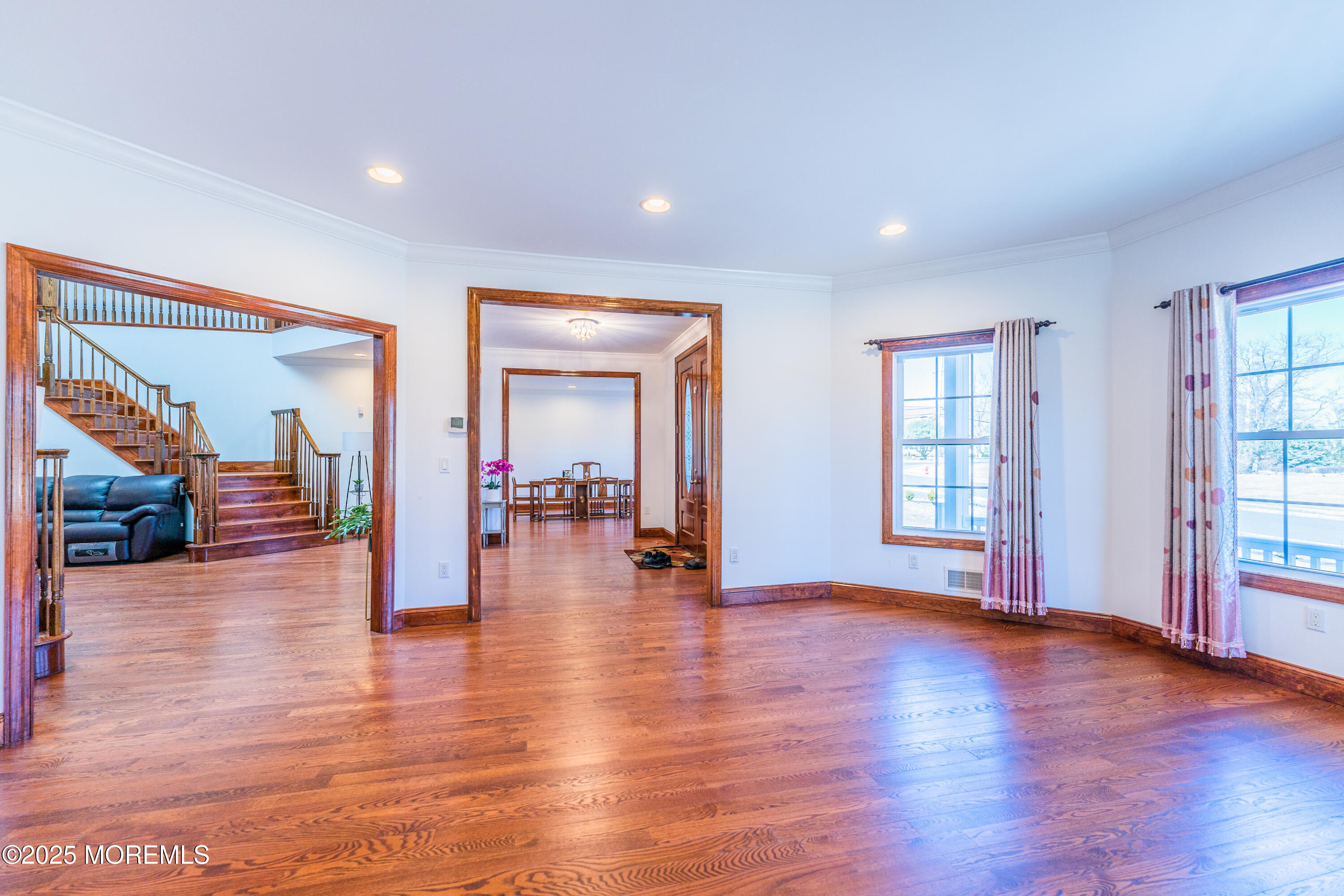 3251 Premier Place Image 5