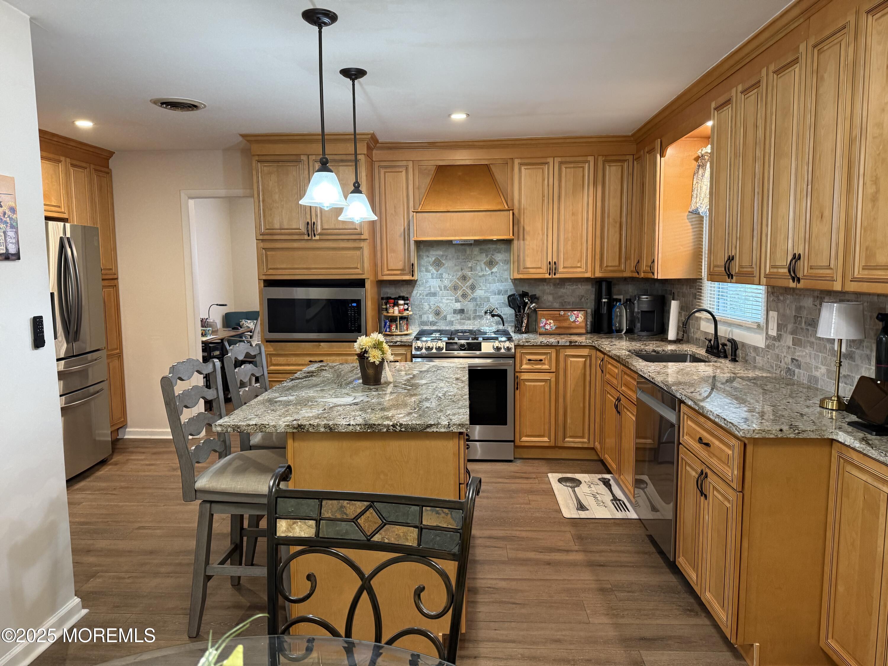 37 Brookfield Court Image 1