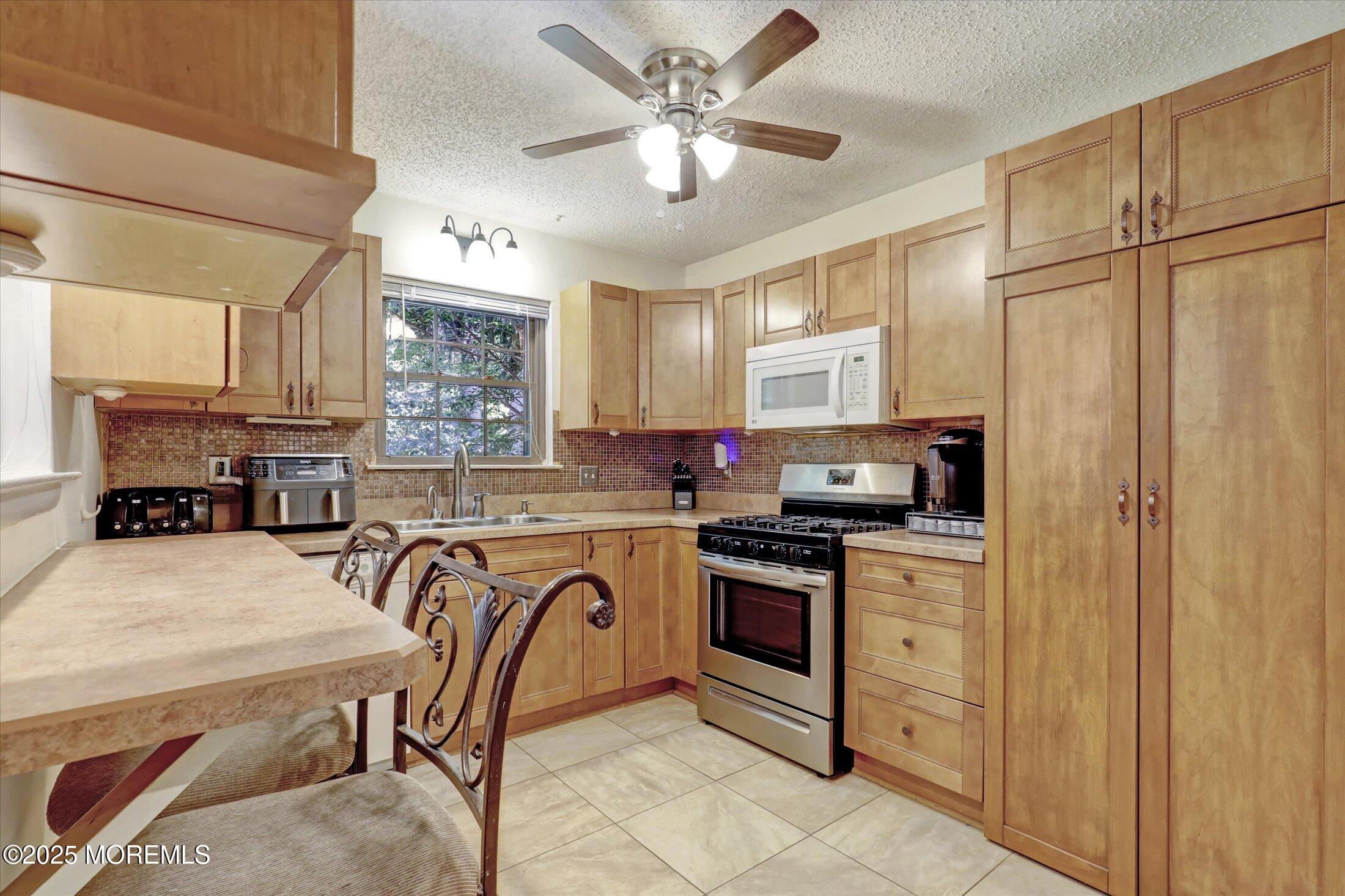 95 Azalea Circle, Jackson, NJ, 08527 image 9