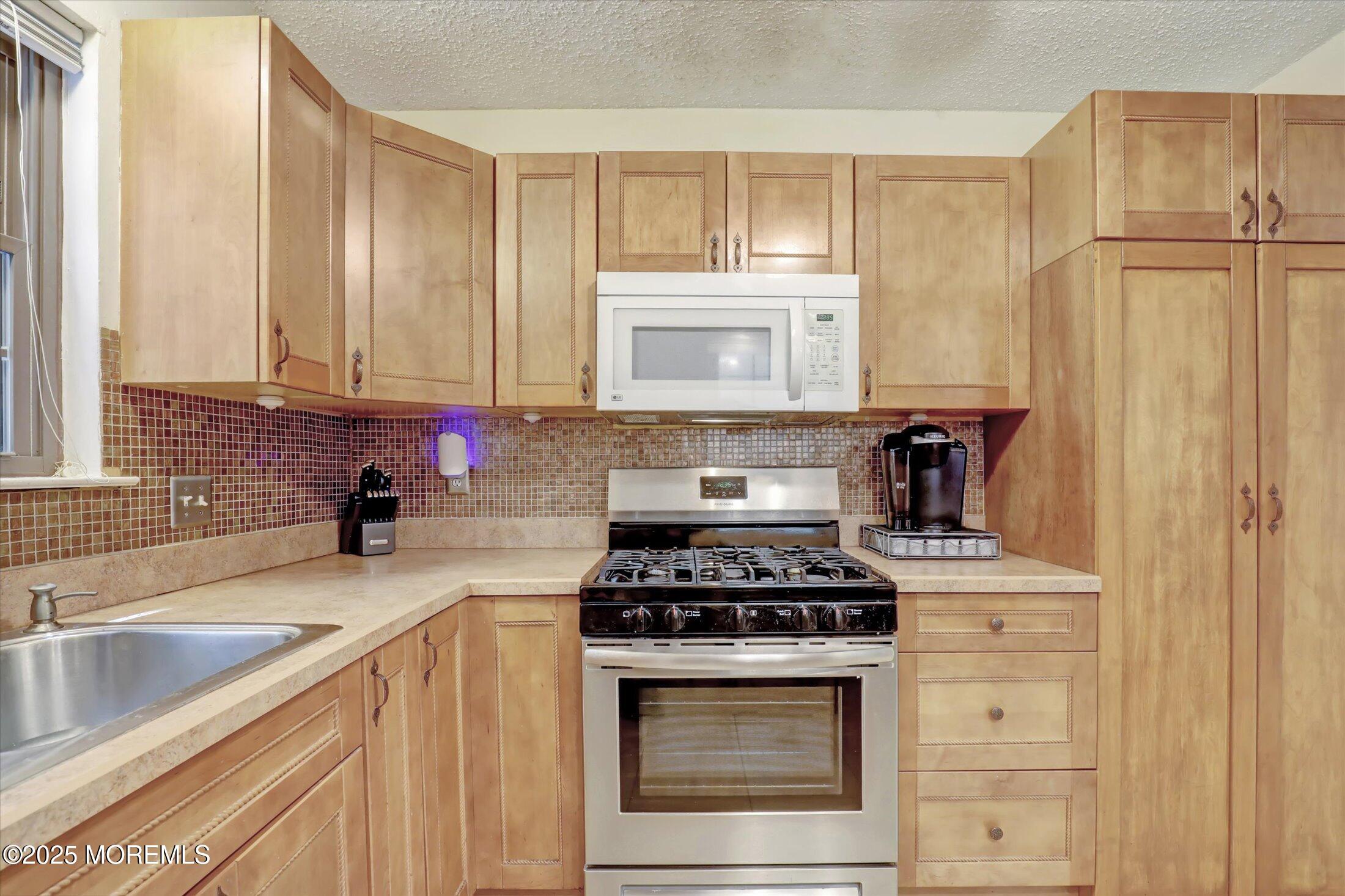 95 Azalea Circle, Jackson, NJ, 08527 image 11