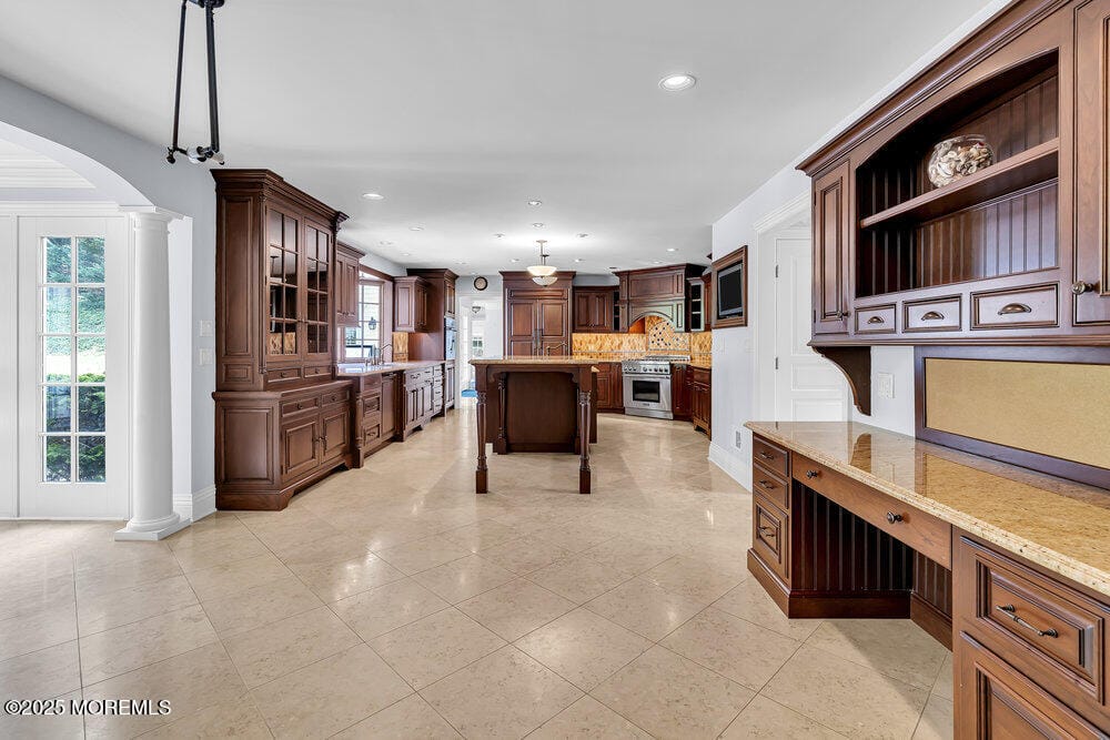 41 Marlpit Place, Middletown, NJ, 07748 image 8