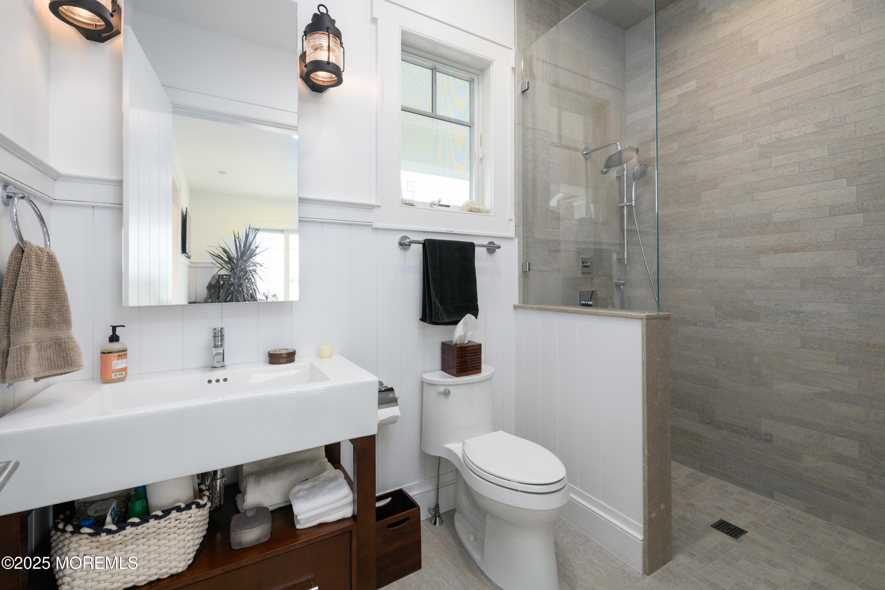 47 Paag Circle, Little Silver, NJ, 07739 image 24