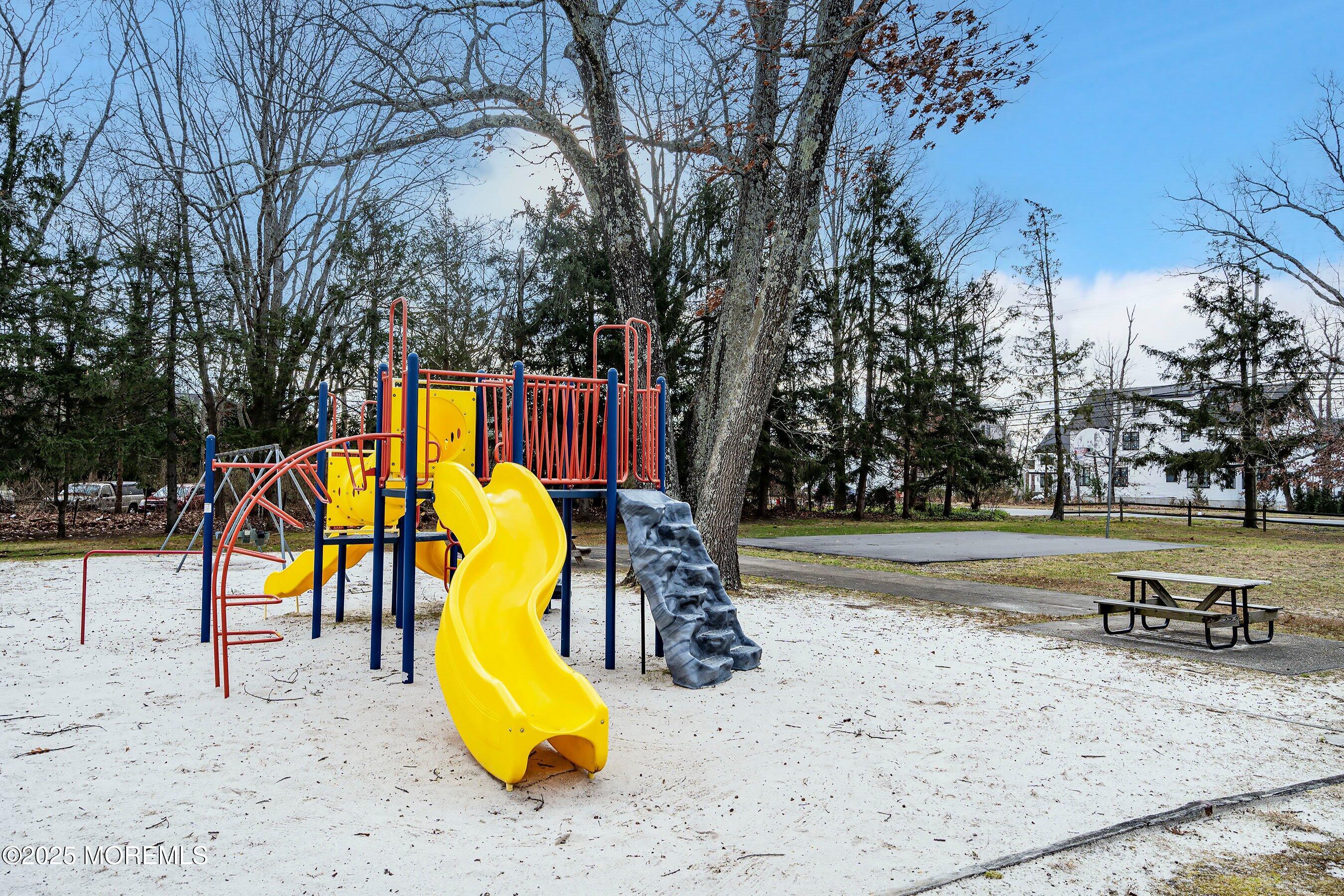 819 North Street, Jackson, NJ, 08527 image 15